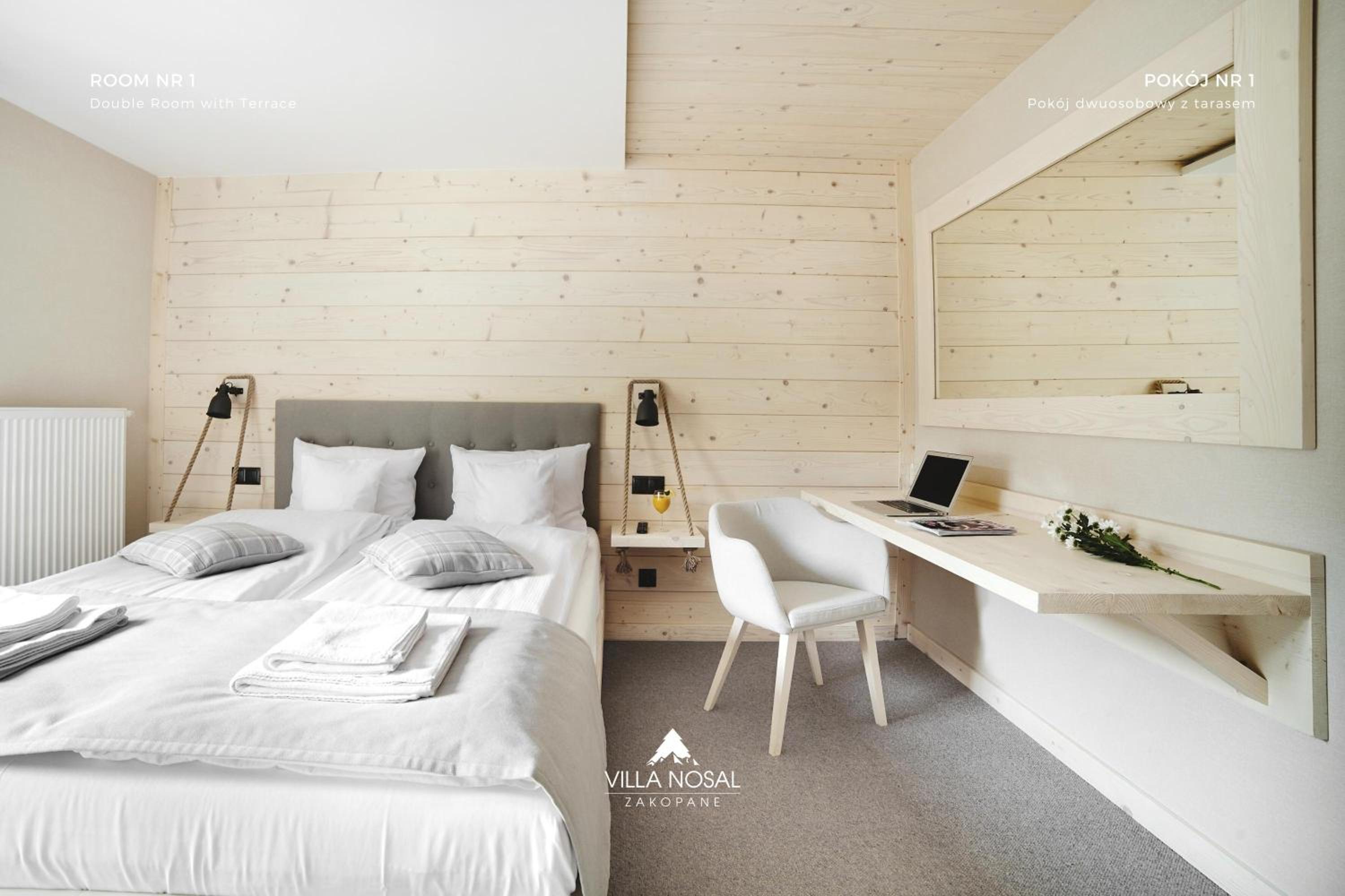 Double Room with Terrace - Photo 2
