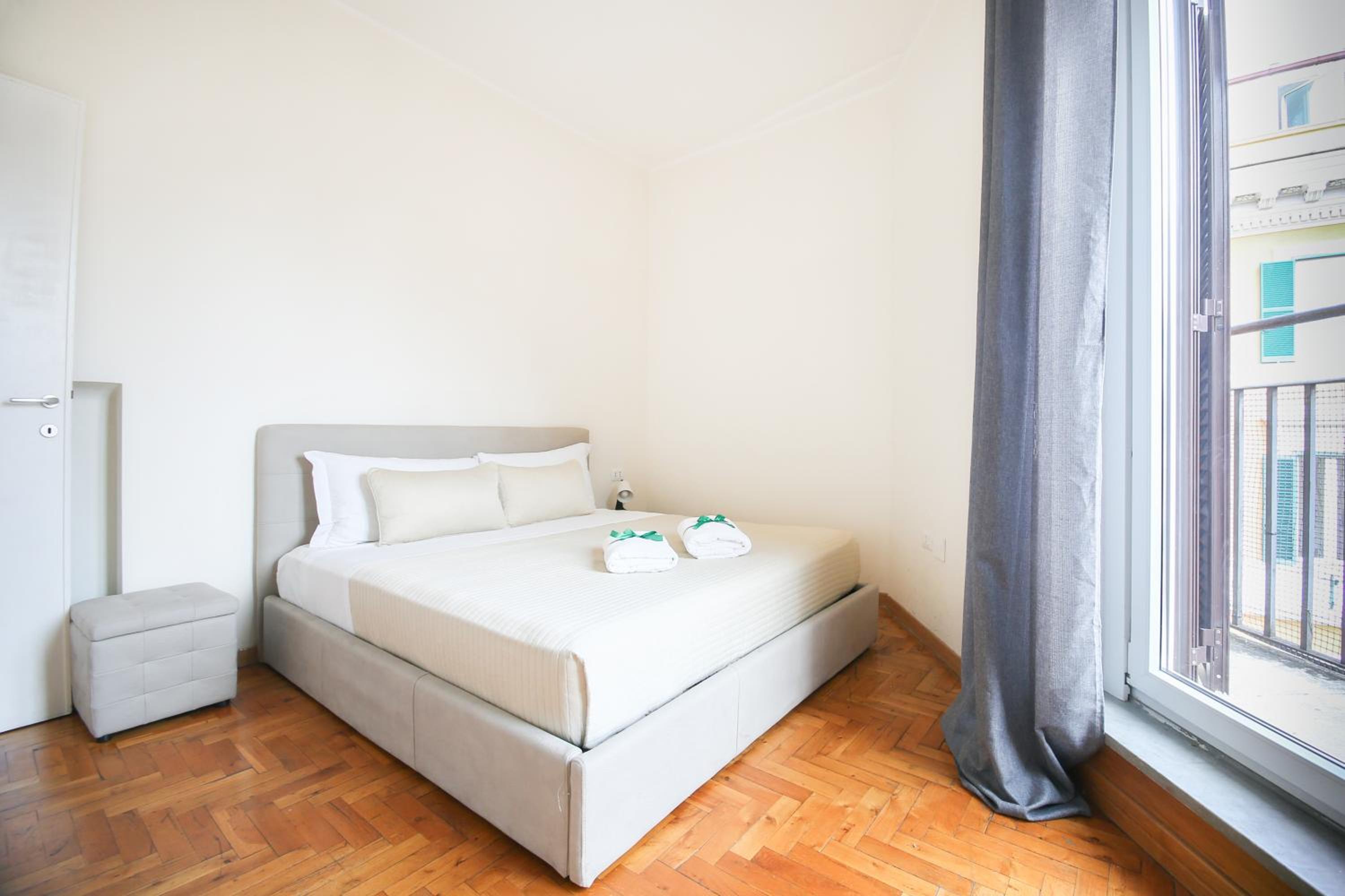 Three-Bedroom Apartment photo 2