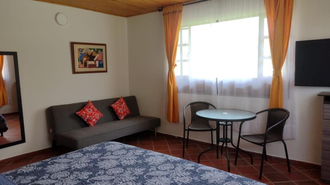 Double Room with Extra Bed photo 2