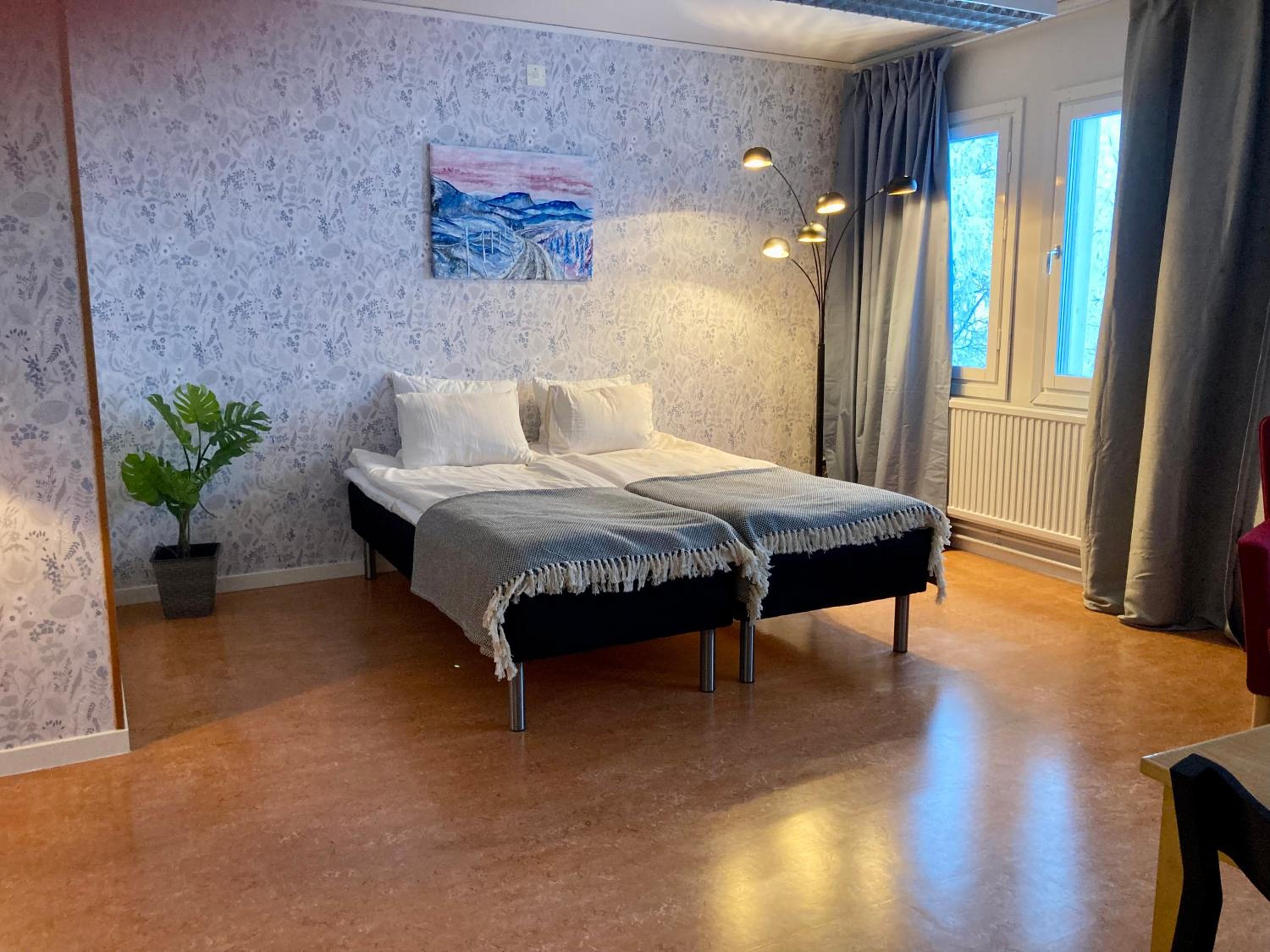 Twin Room with Bathroom photo 1