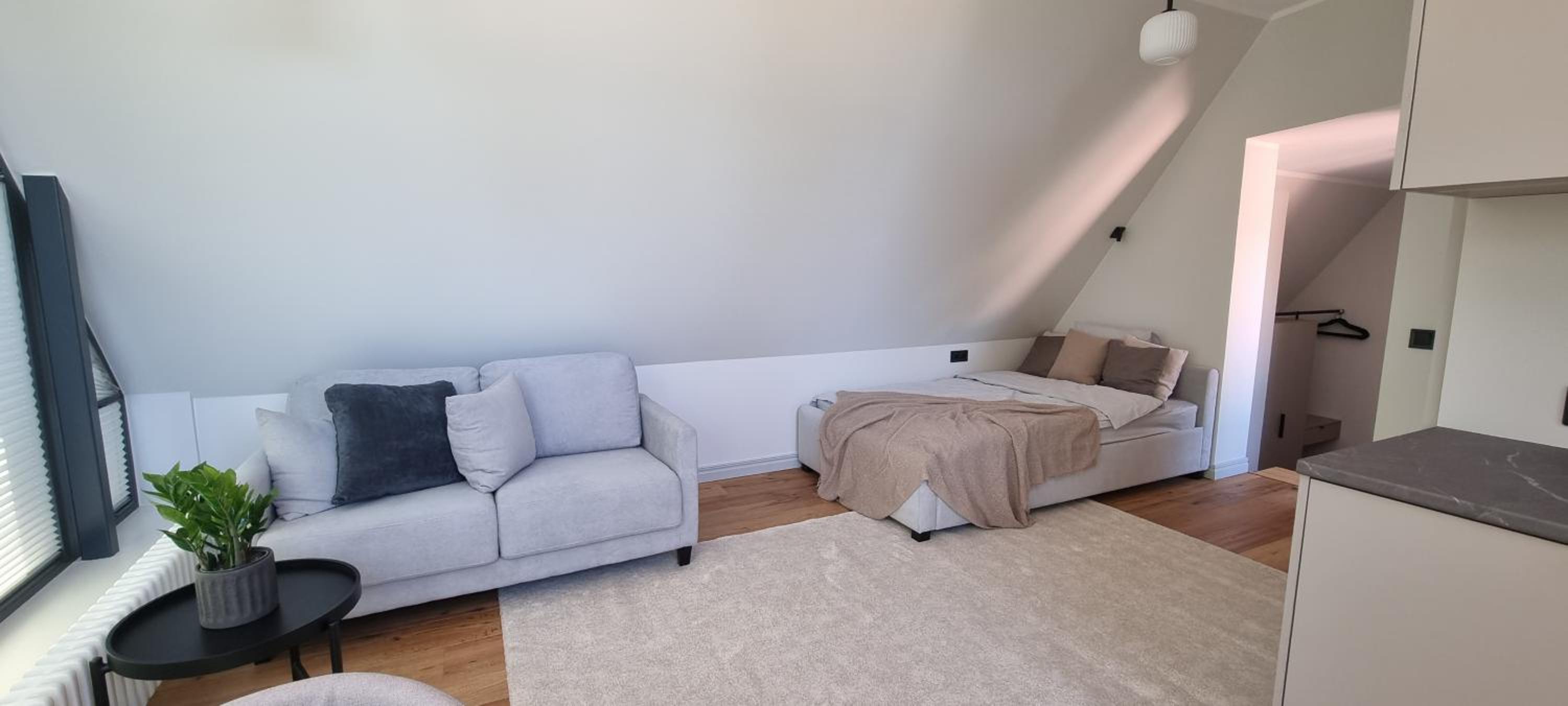 One-Bedroom Apartment - Photo 10
