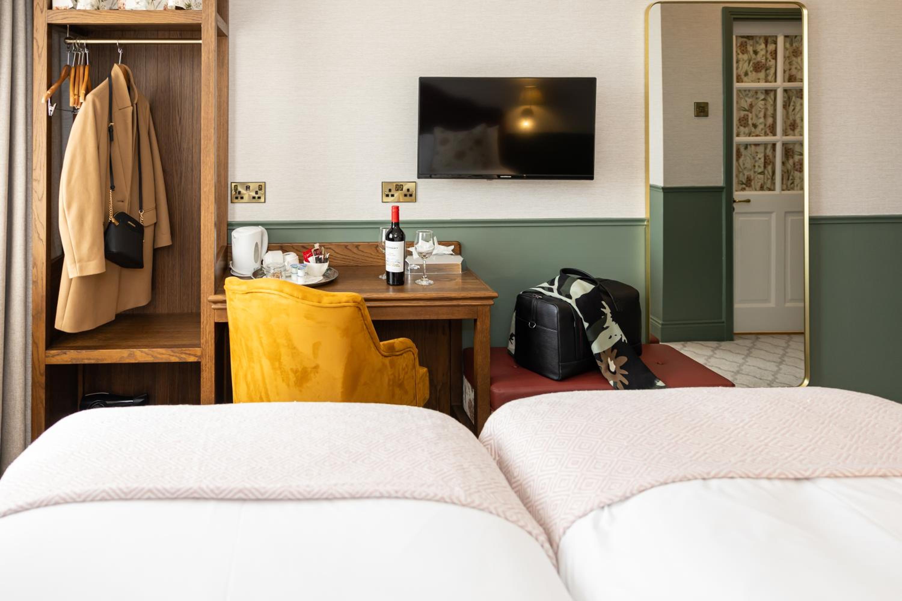 Superior Twin Room