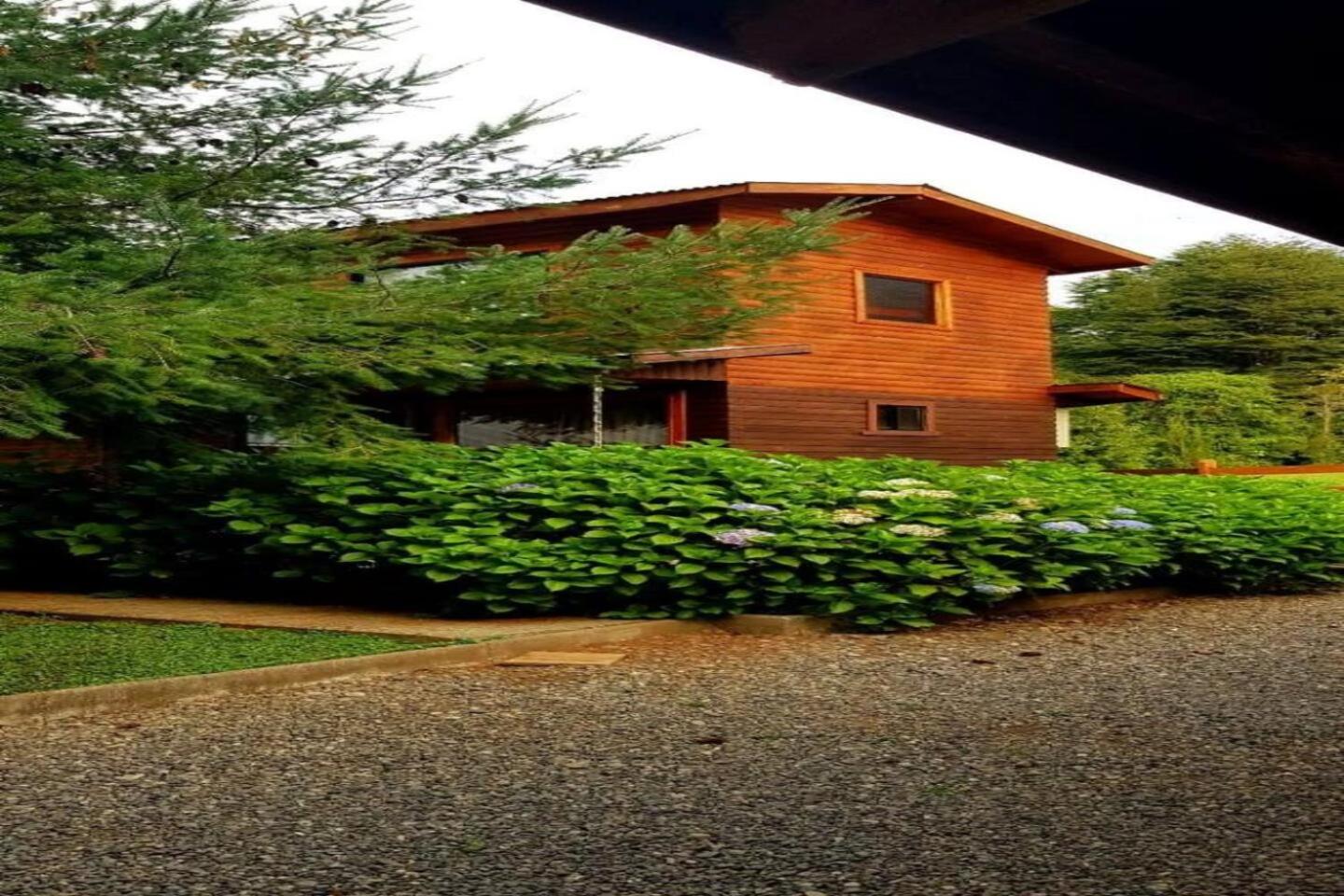 Two-Bedroom House photo 2