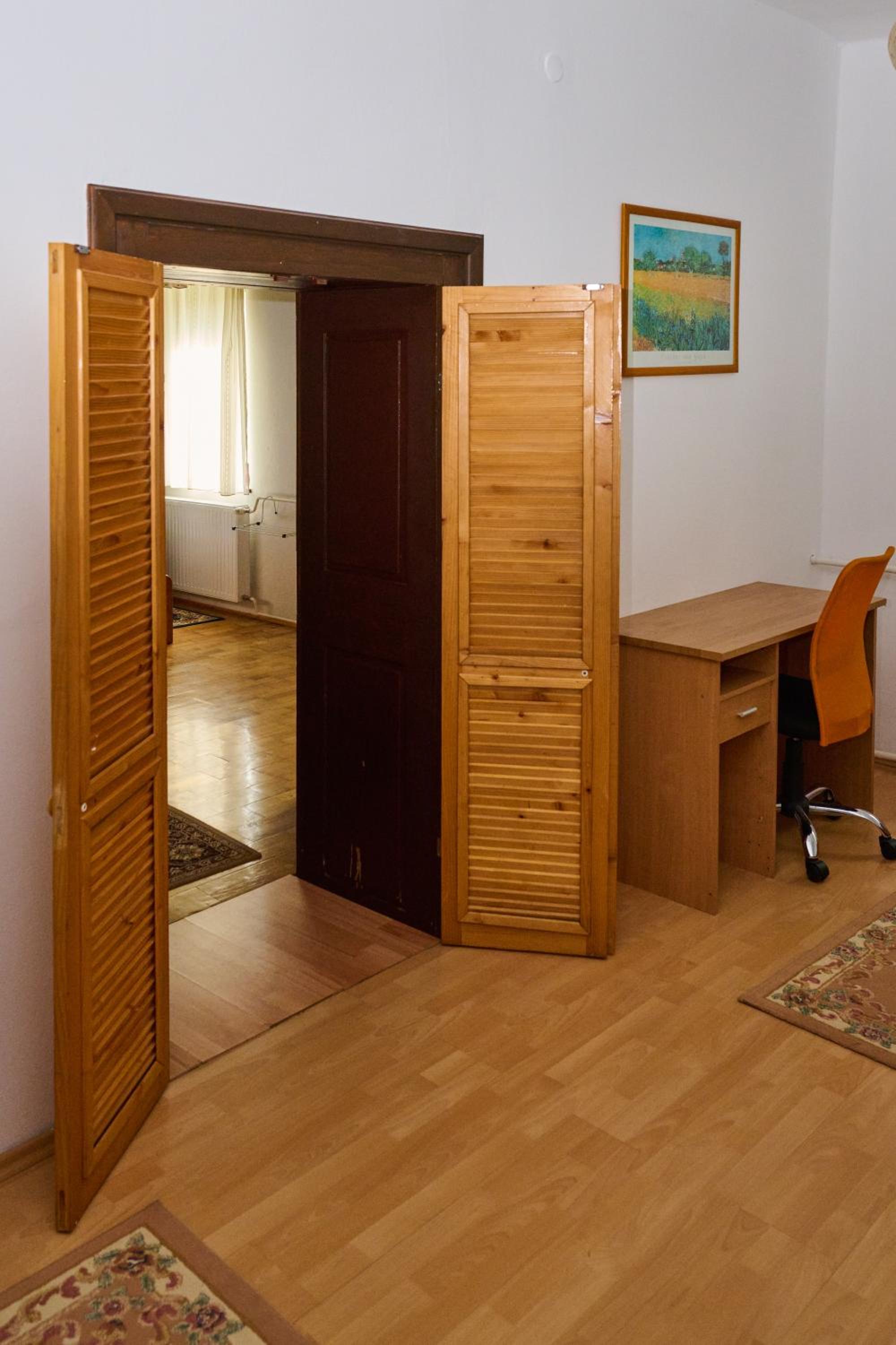 Apartment - Photo 17