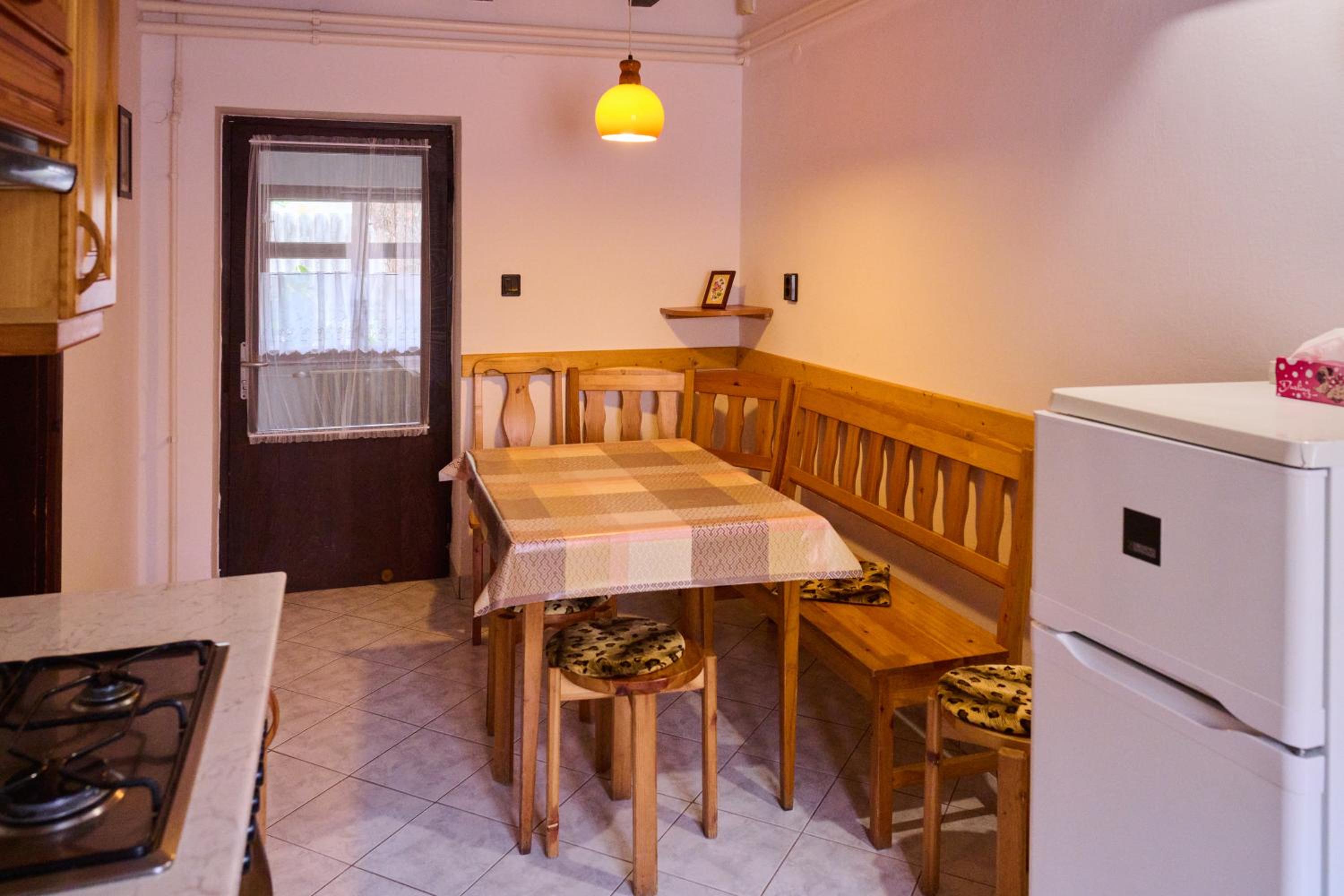 Apartment - Photo 3
