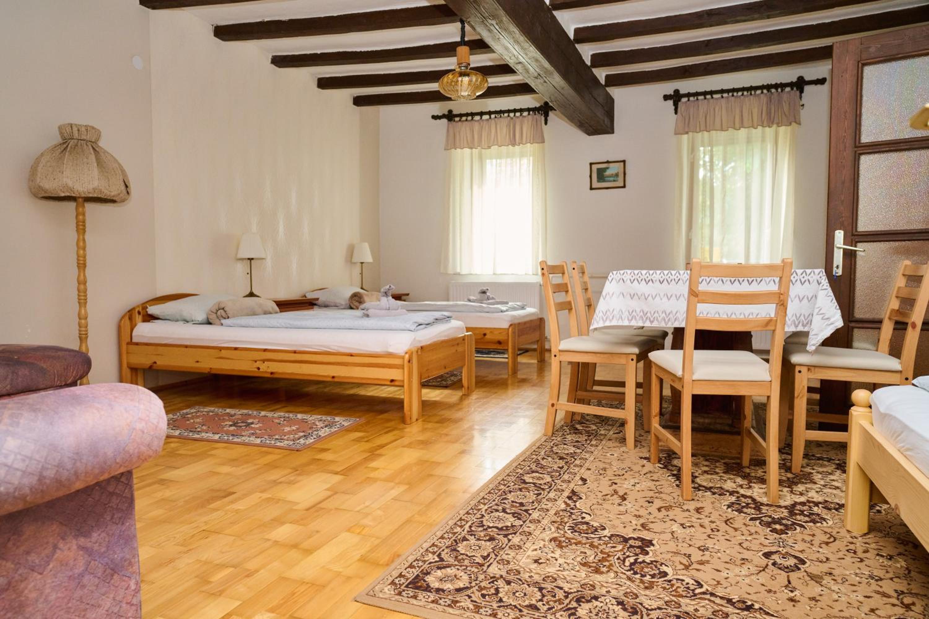 Apartment - Photo 25