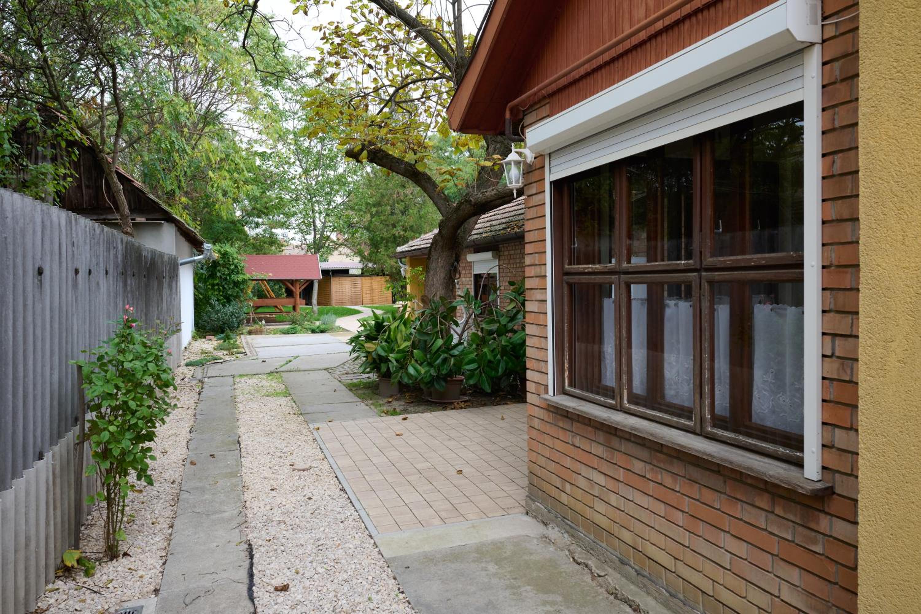 Apartment - Photo 9