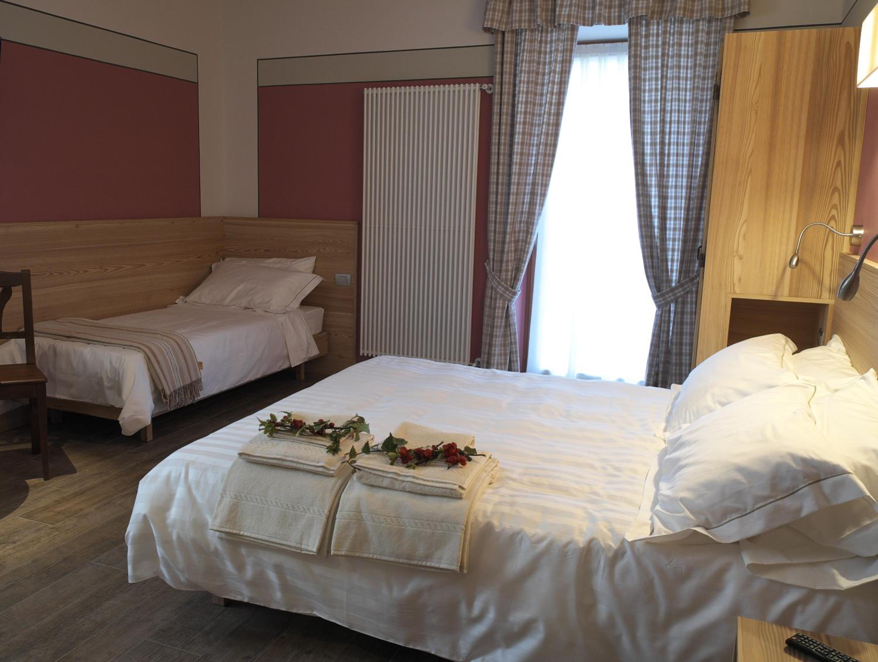 Triple Room with Private Bathroom photo 1