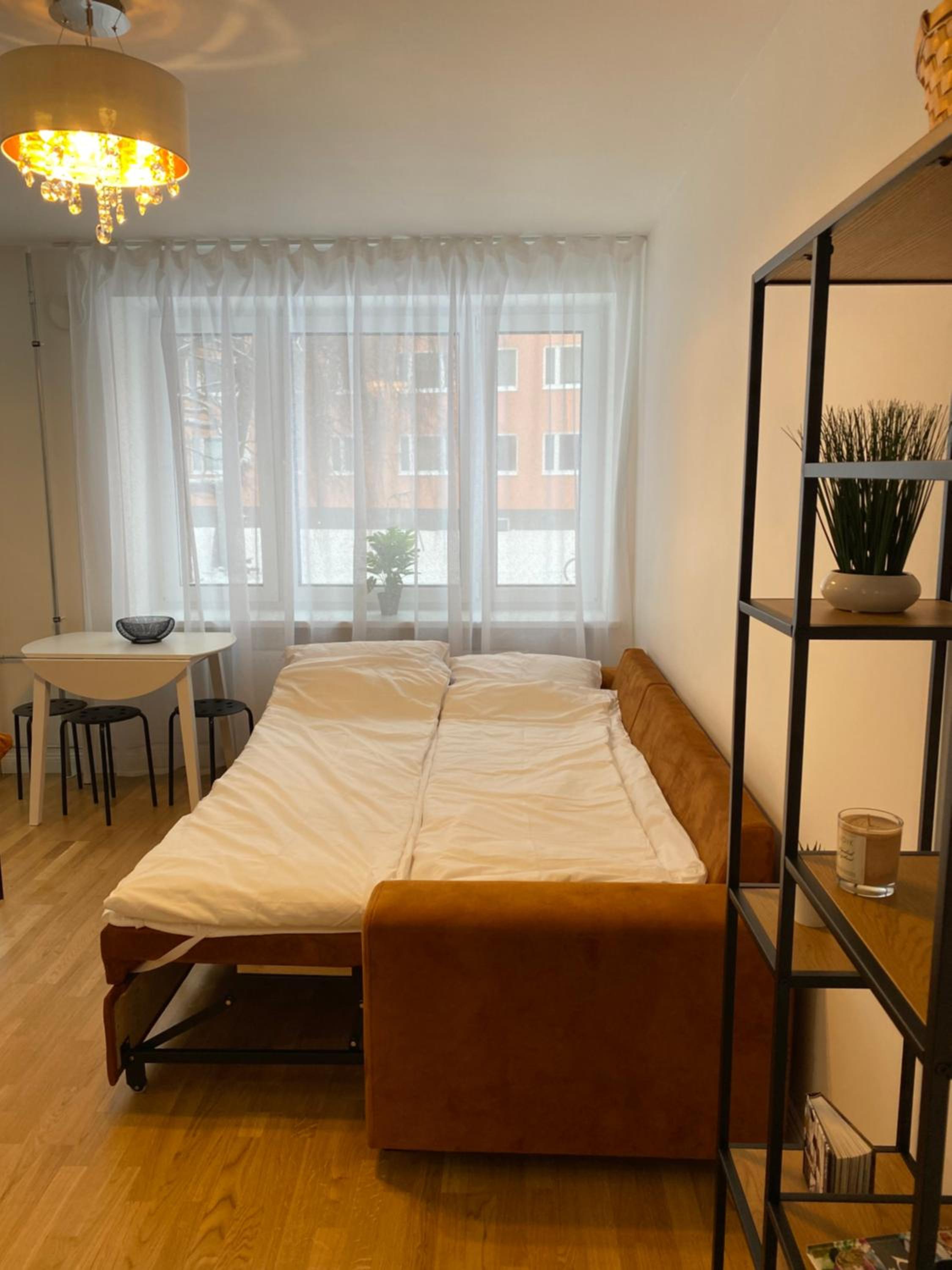 One-Bedroom Apartment - Photo 4