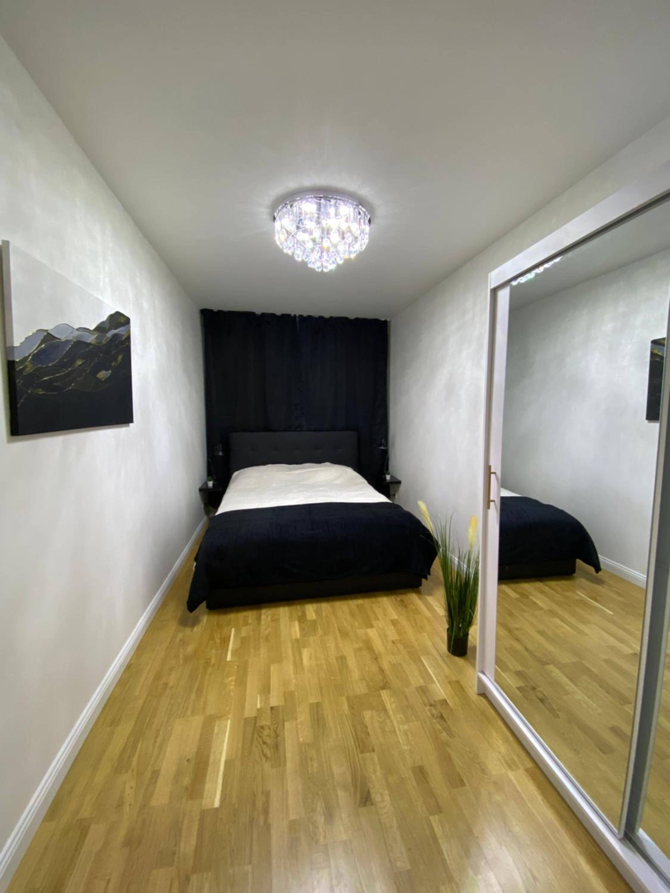 One-Bedroom Apartment - Photo 5