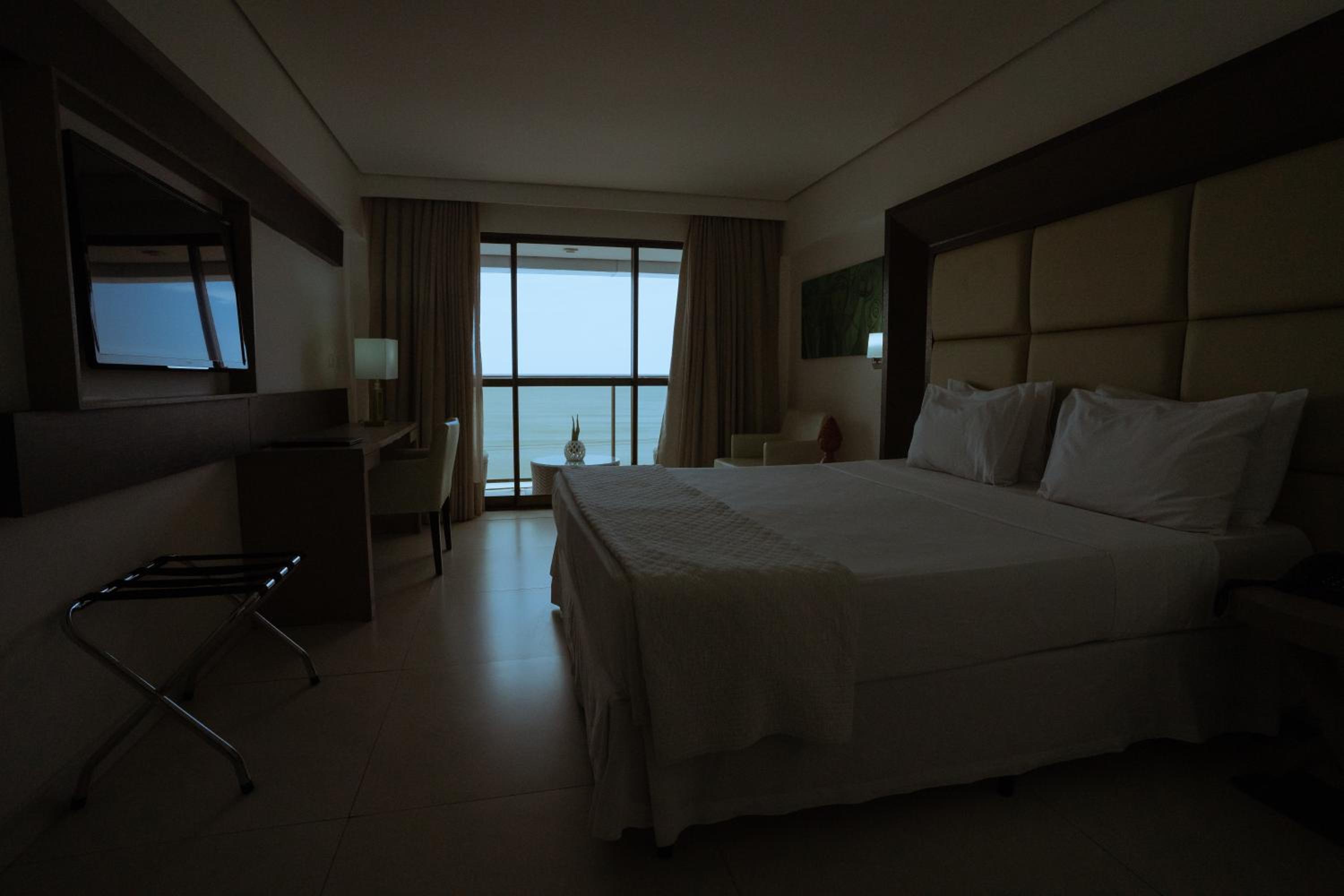 Double Suite with Balcony and Sea View thumbnail 5