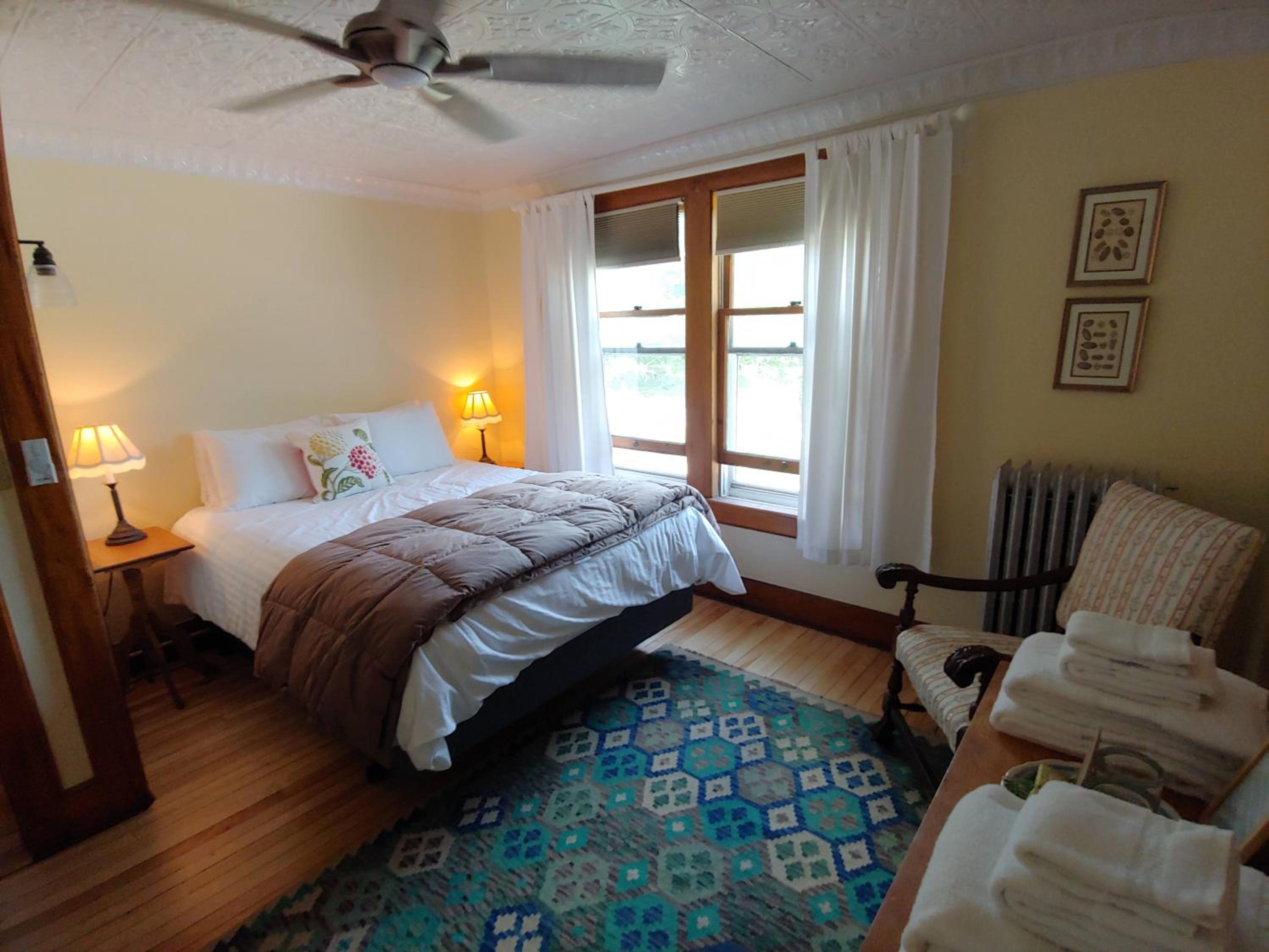 Queen Suite