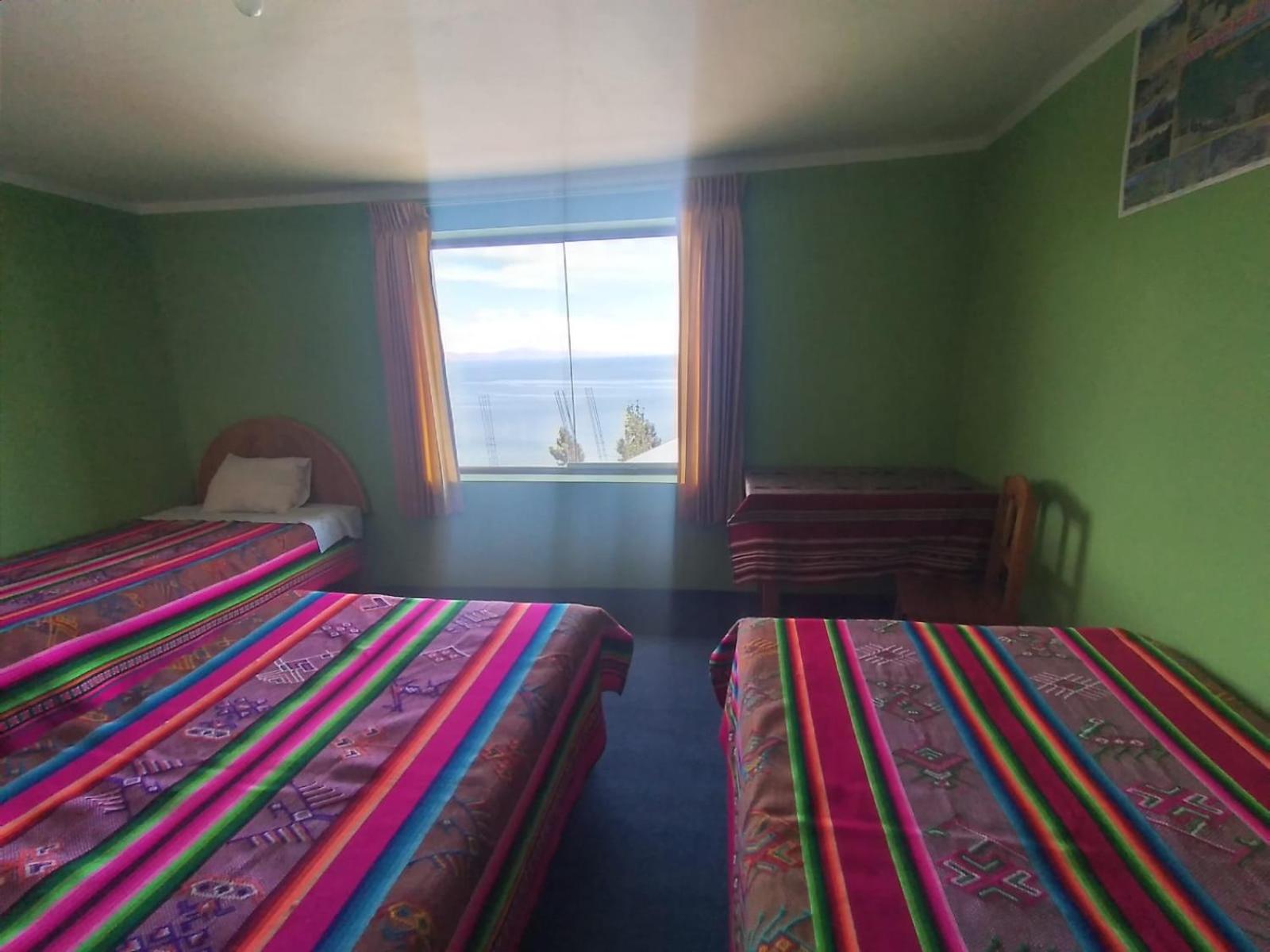 Triple Room with Lake View