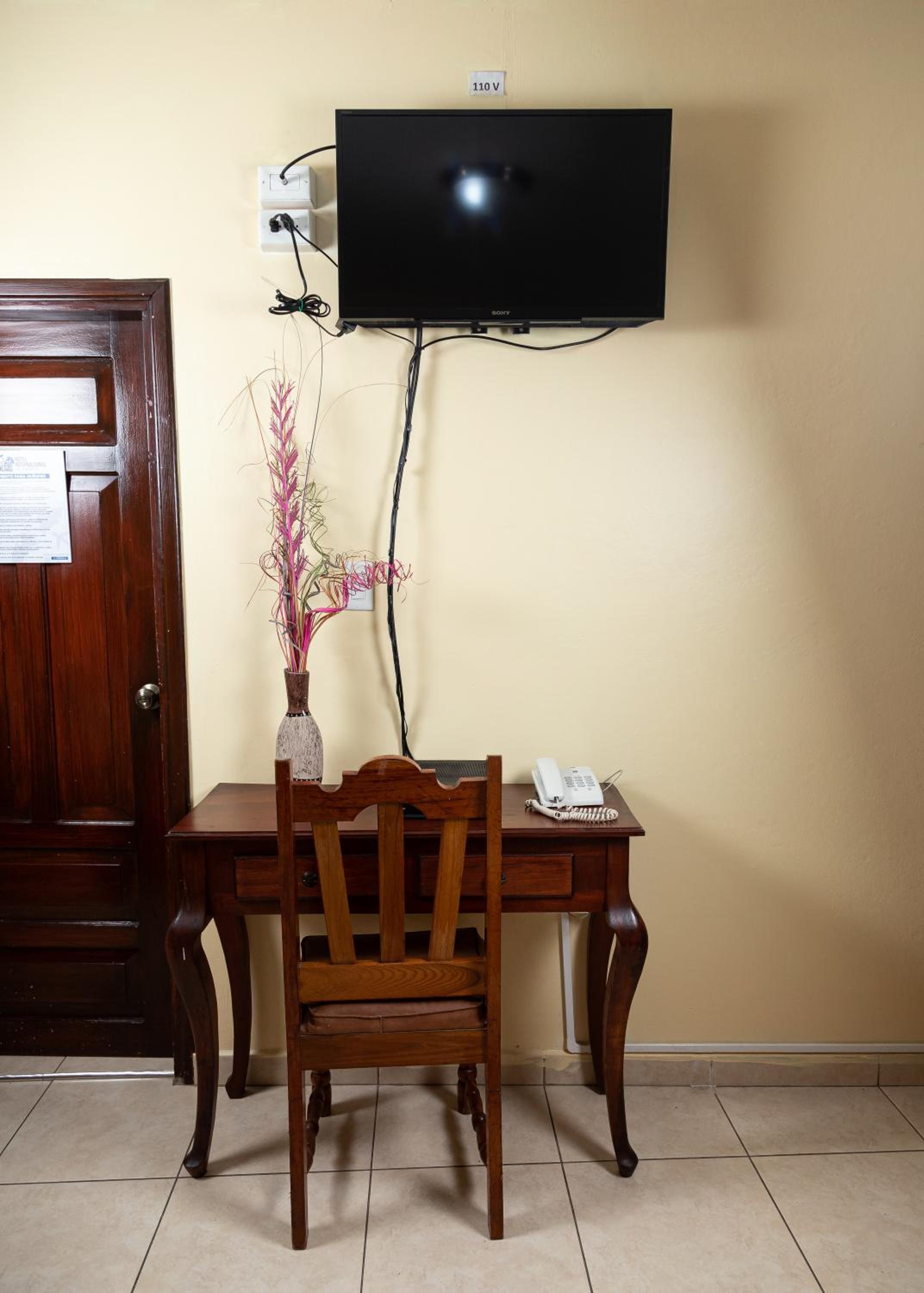 Single Room photo 1