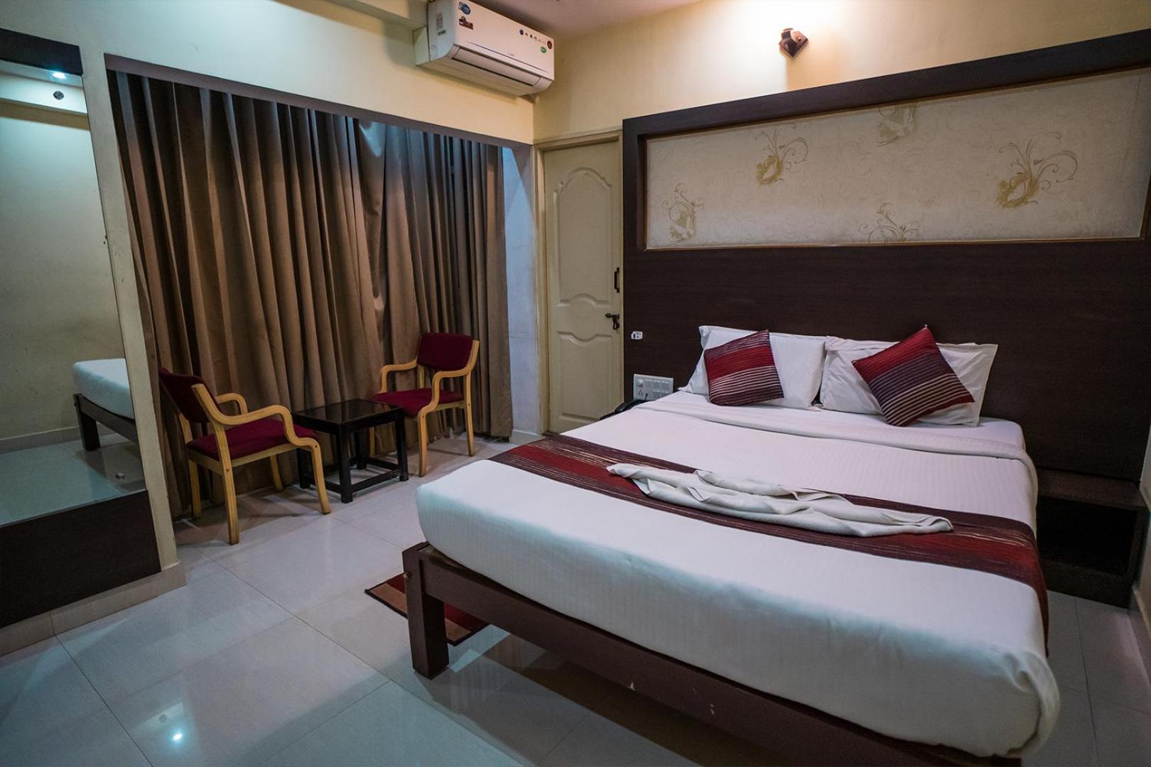 Deluxe Double Room photo 2