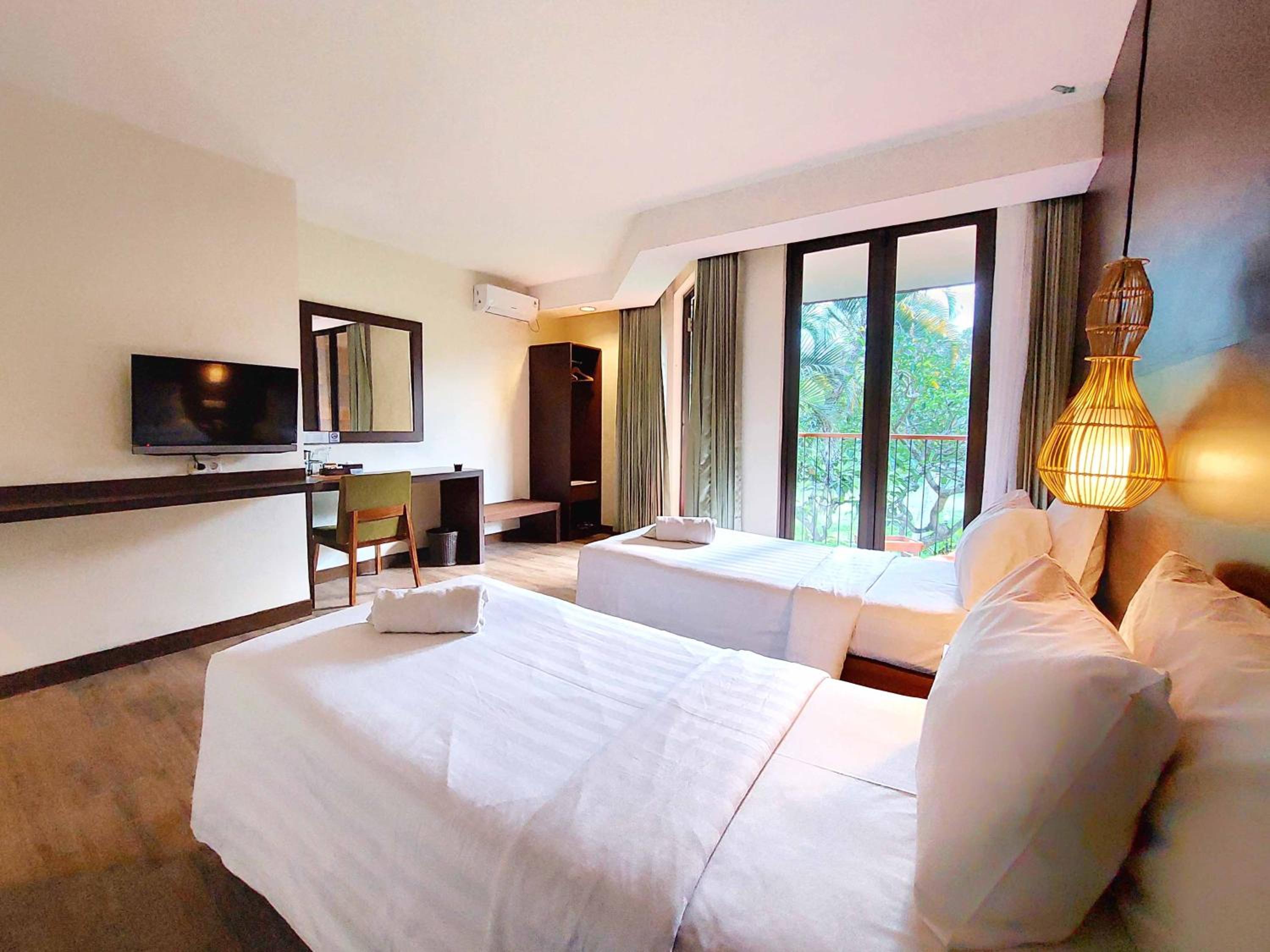 Deluxe Twin Room photo 3