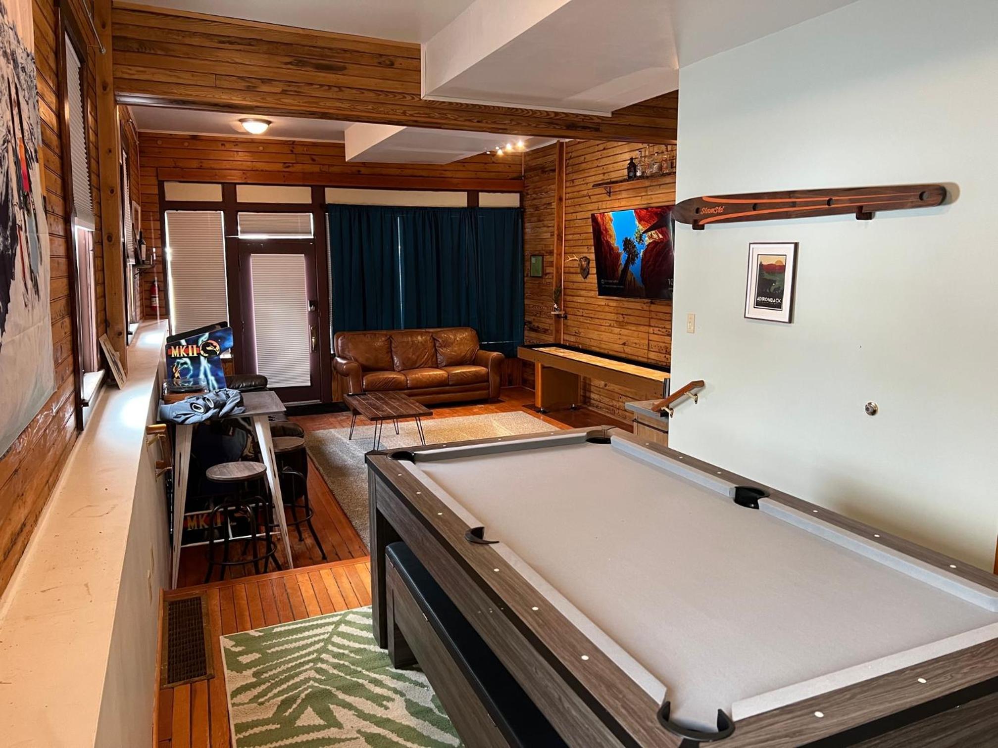 One-Bedroom House - Photo 14