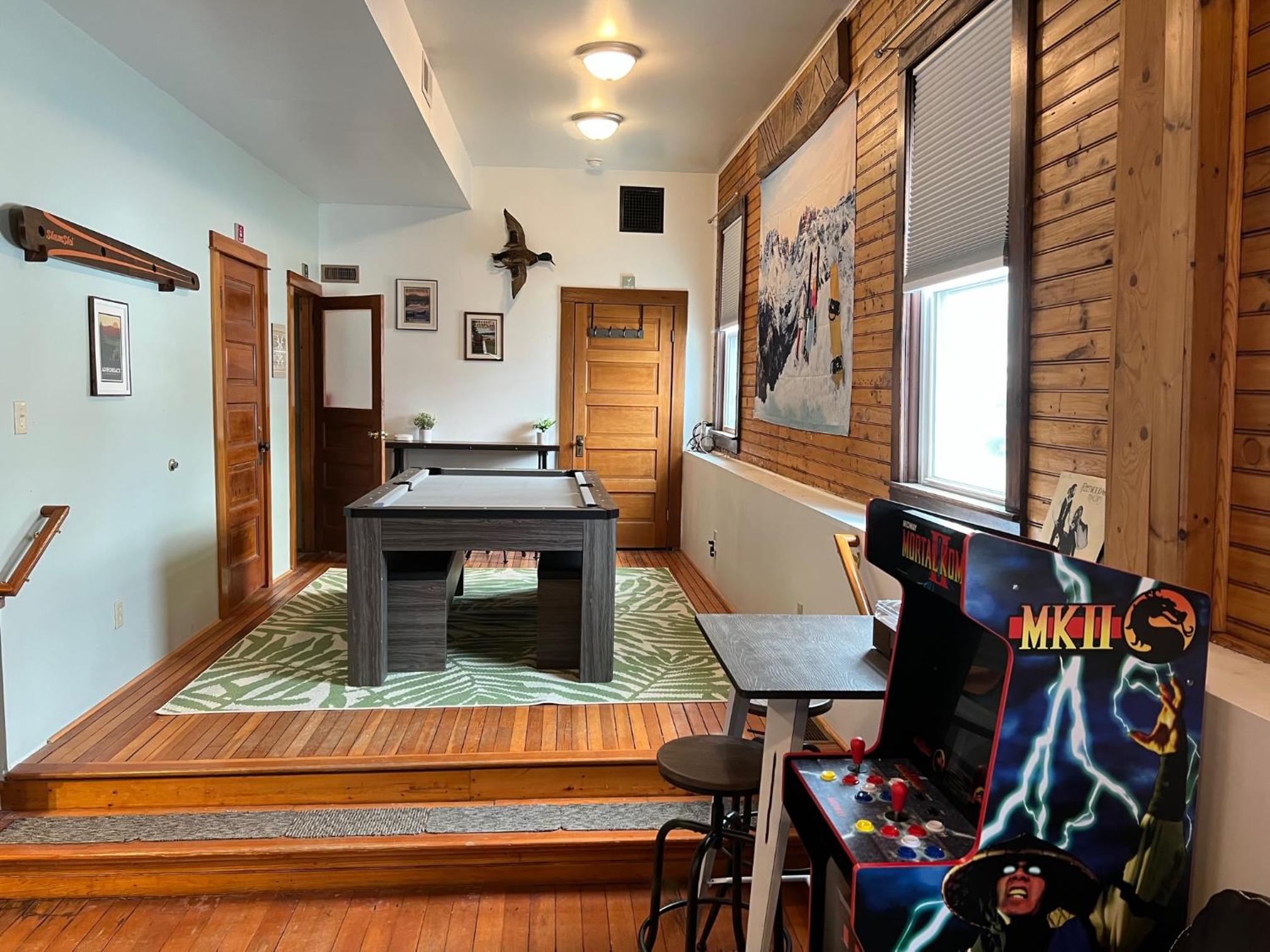 One-Bedroom House - Photo 9