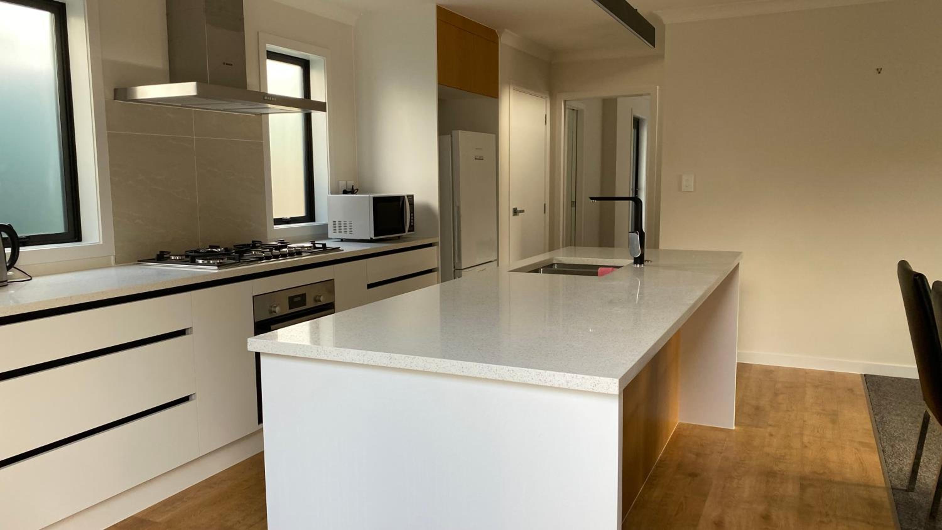 Three-Bedroom House photo 2