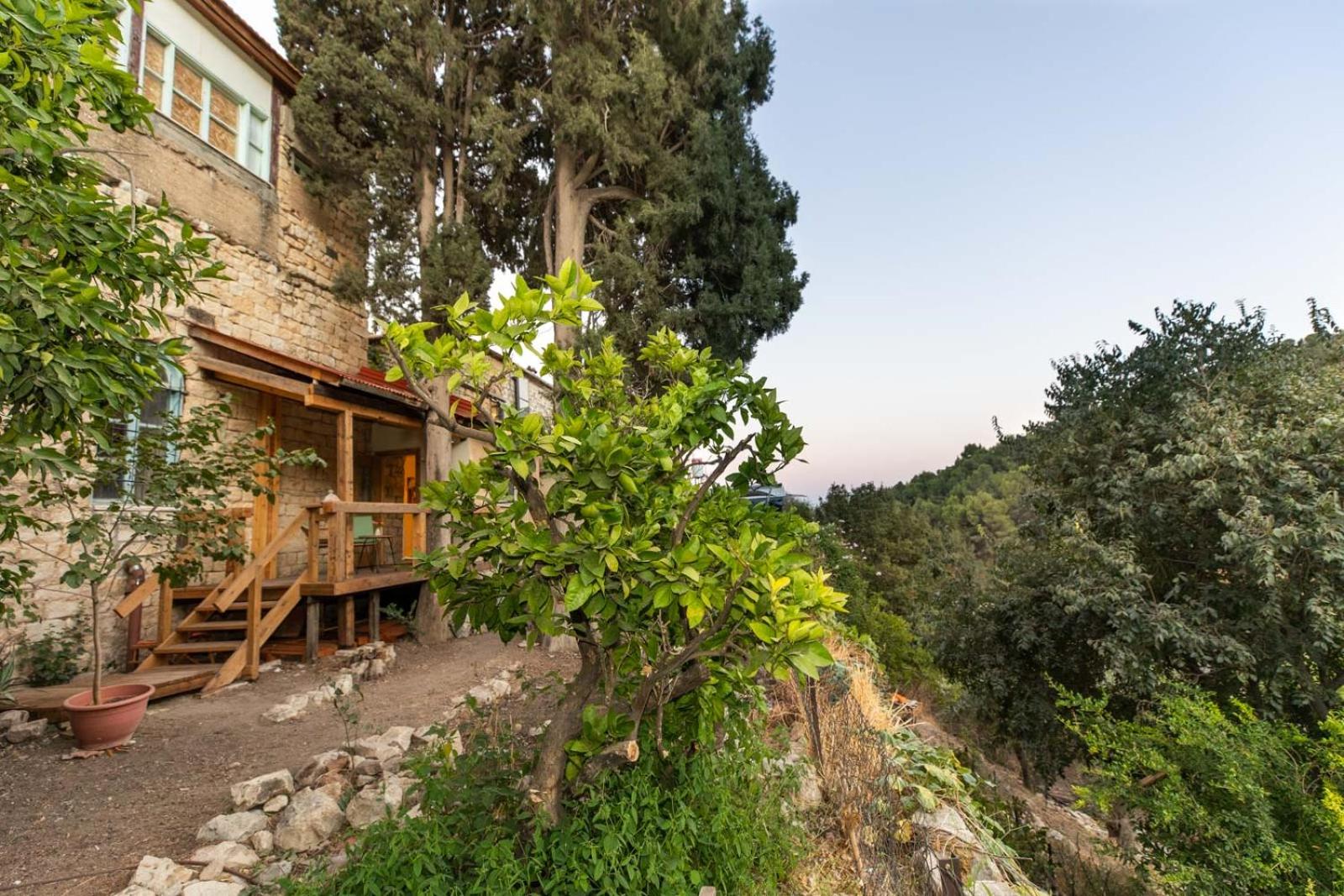 One-Bedroom House - Photo 19