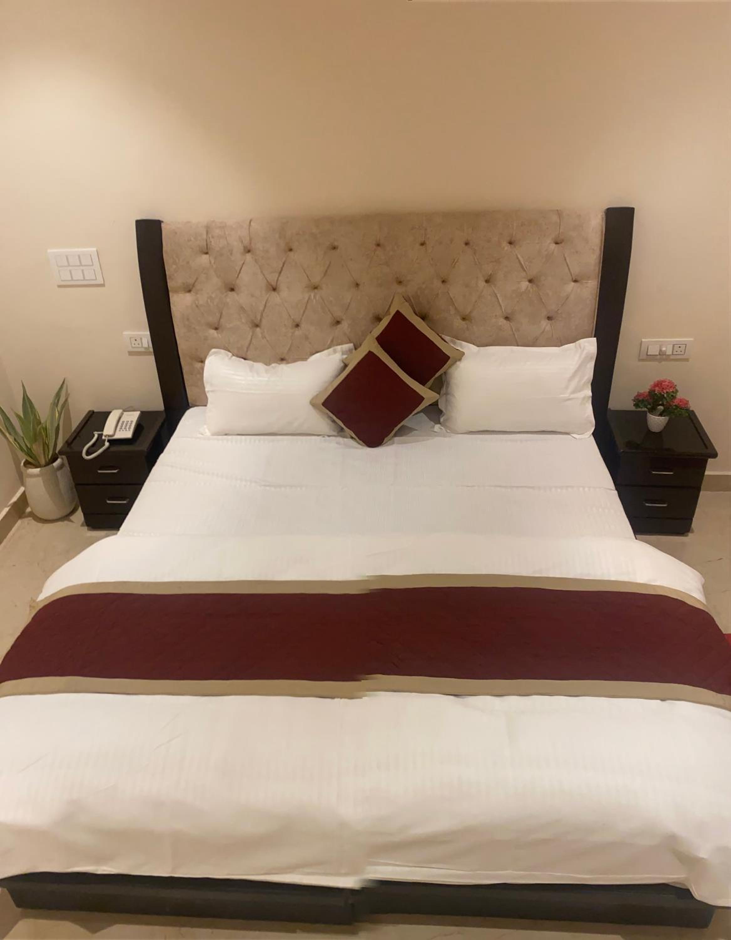 Deluxe Double Room photo 2