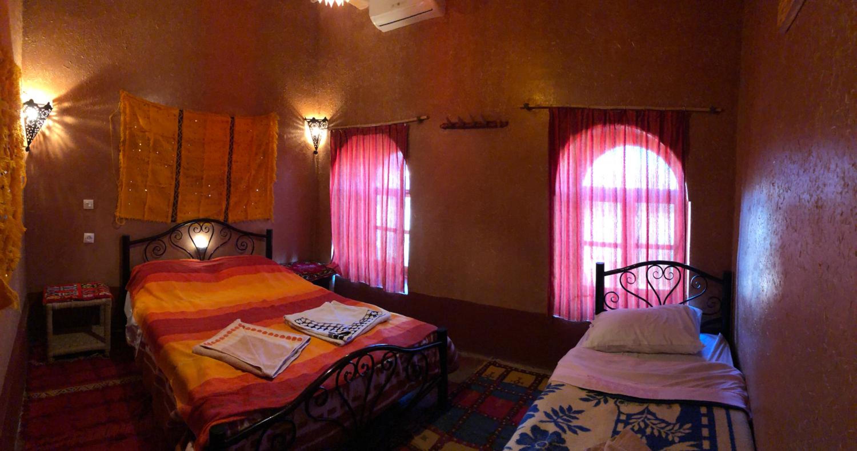 Double Room with Mountain View - Photo 8