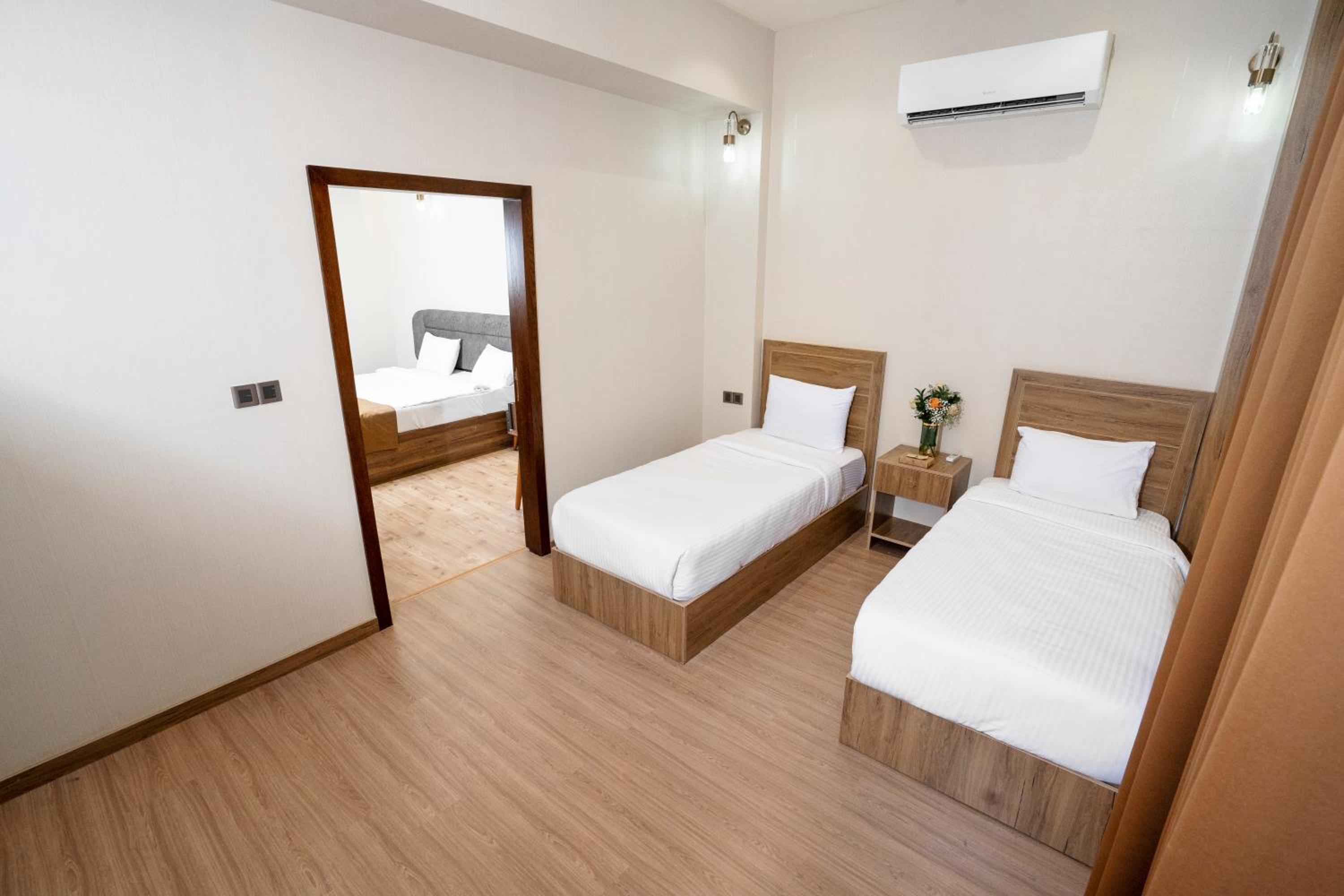Family Suite - Photo 1