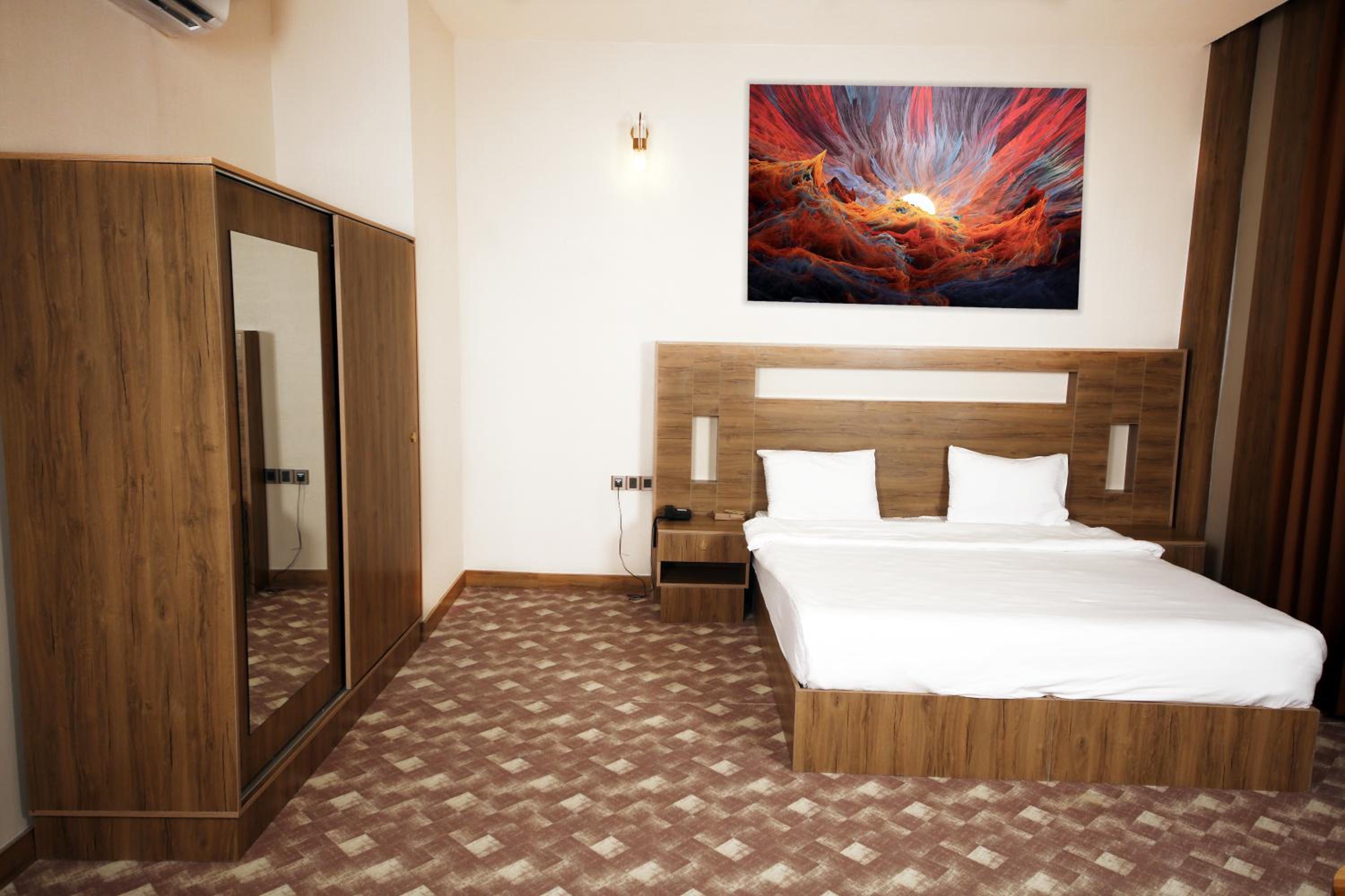 Deluxe Double Room photo 2