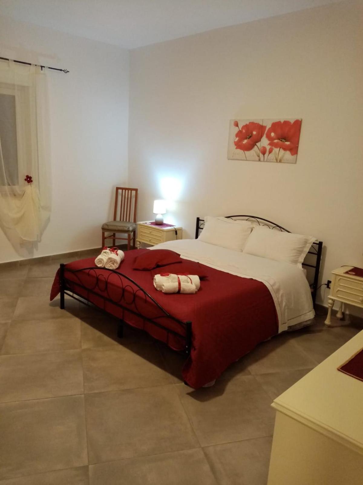 Two-Bedroom Apartment - Photo 1