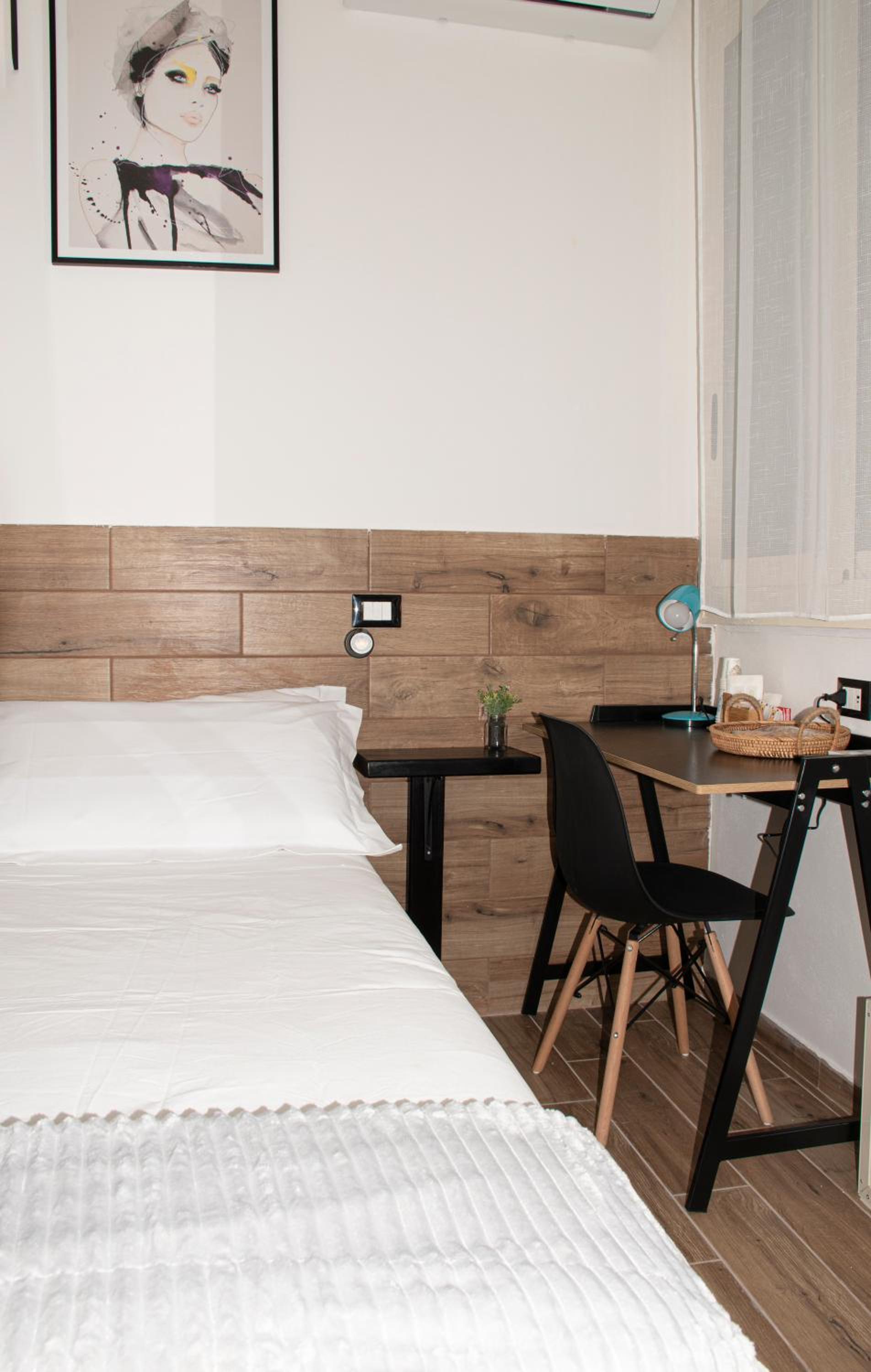 Single Room with Private Bathroom