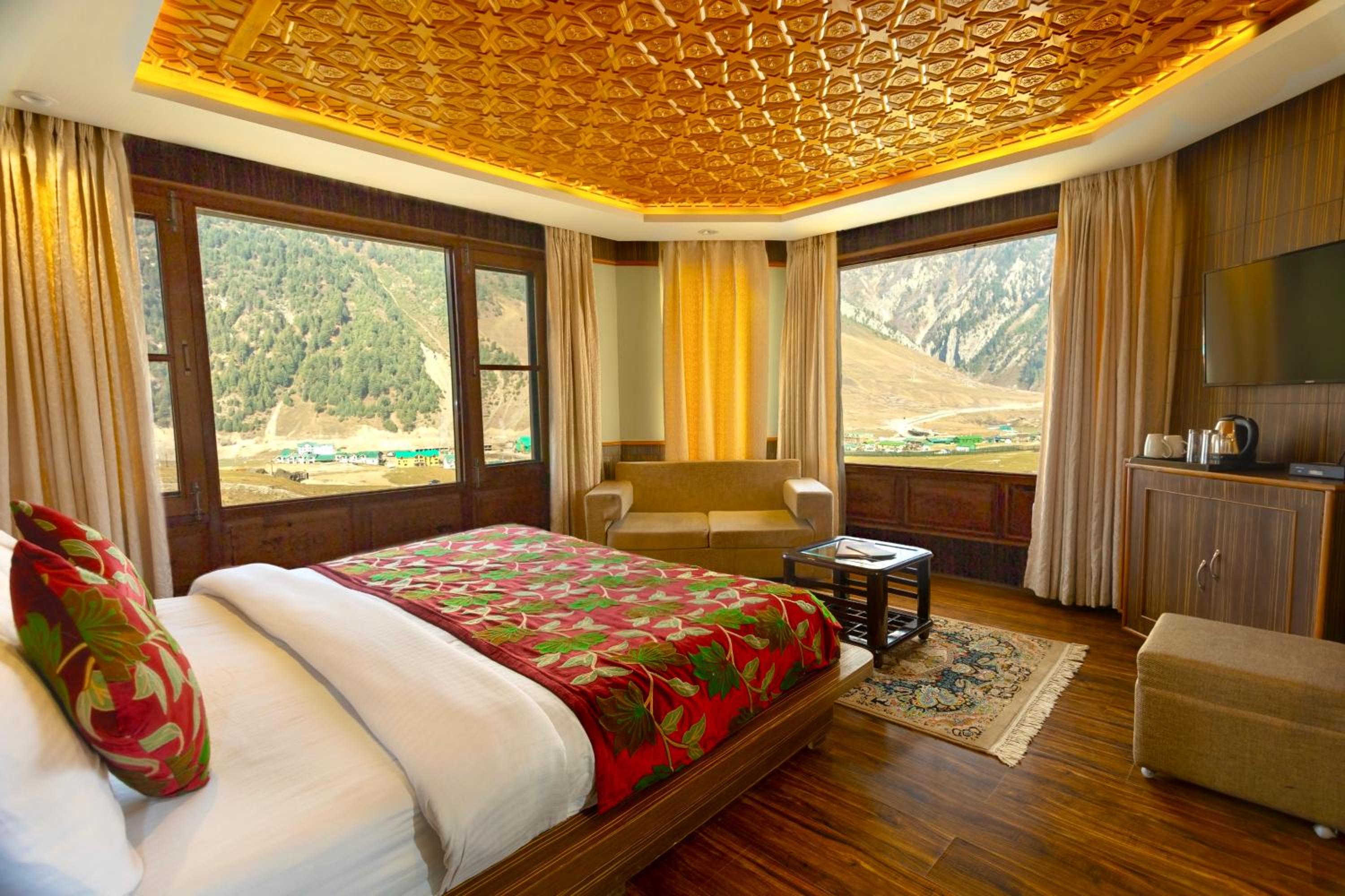 Superior Double Room - Photo 1