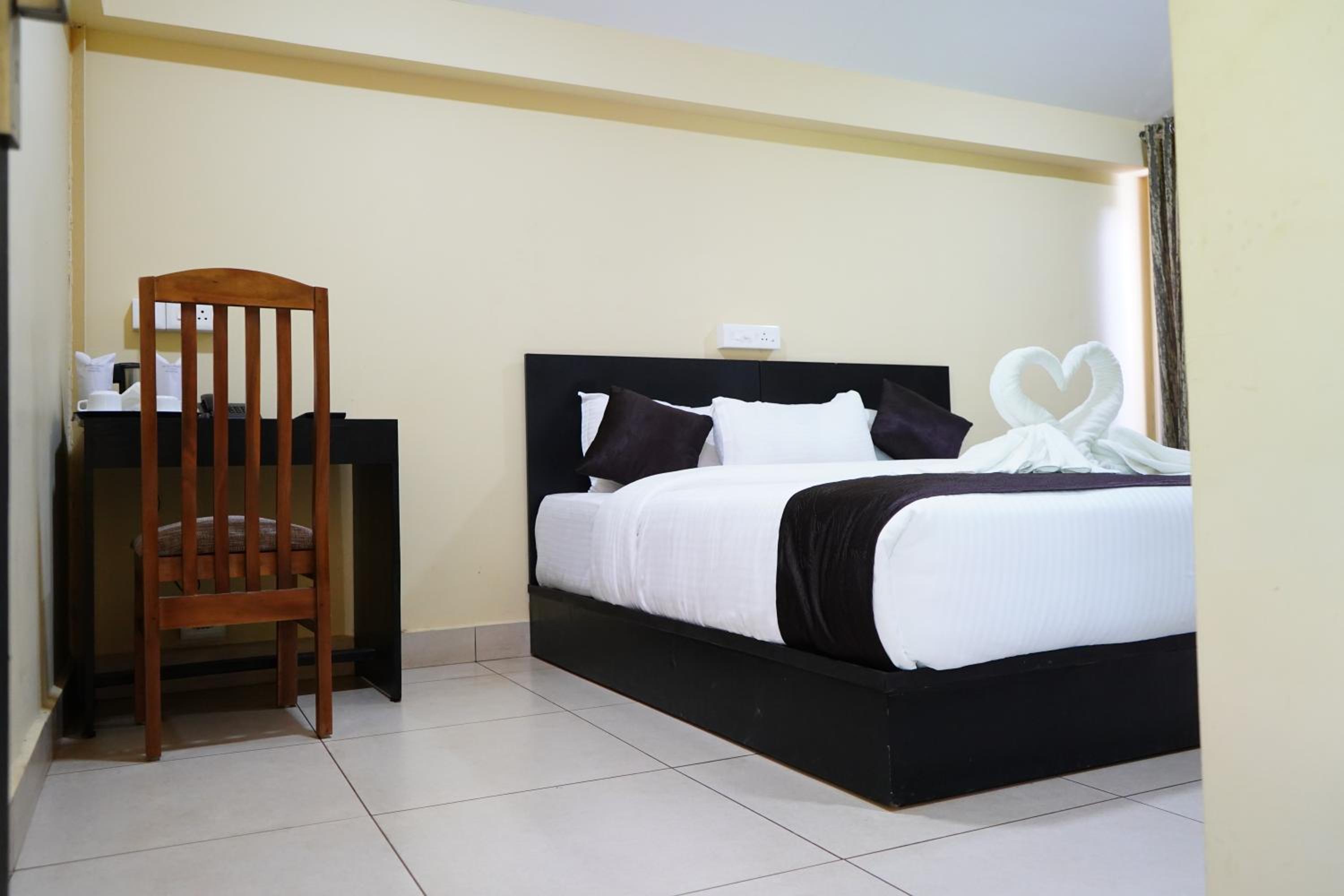 Deluxe Double Room - Photo 56