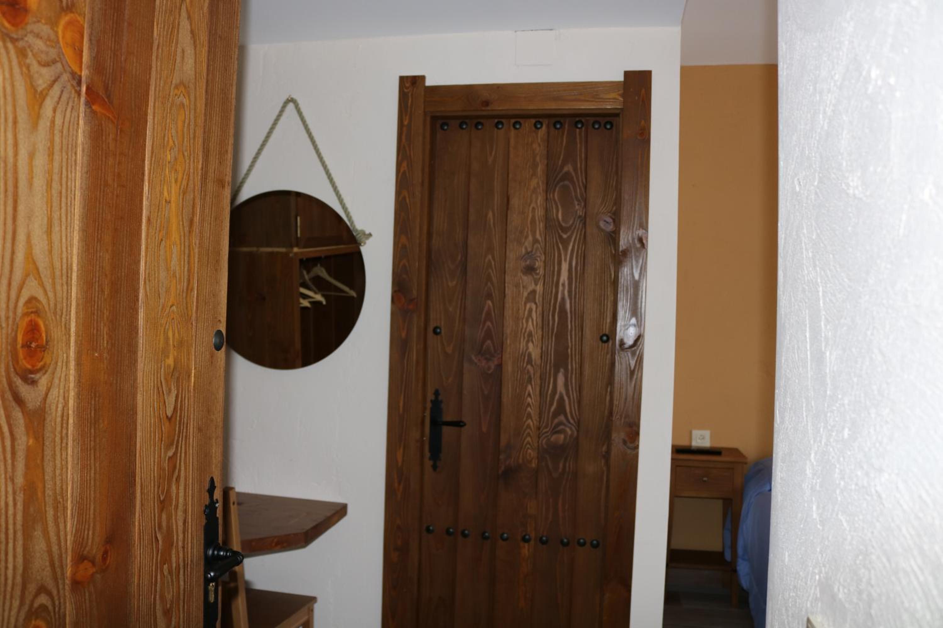 Triple Room with Private Bathroom photo 2