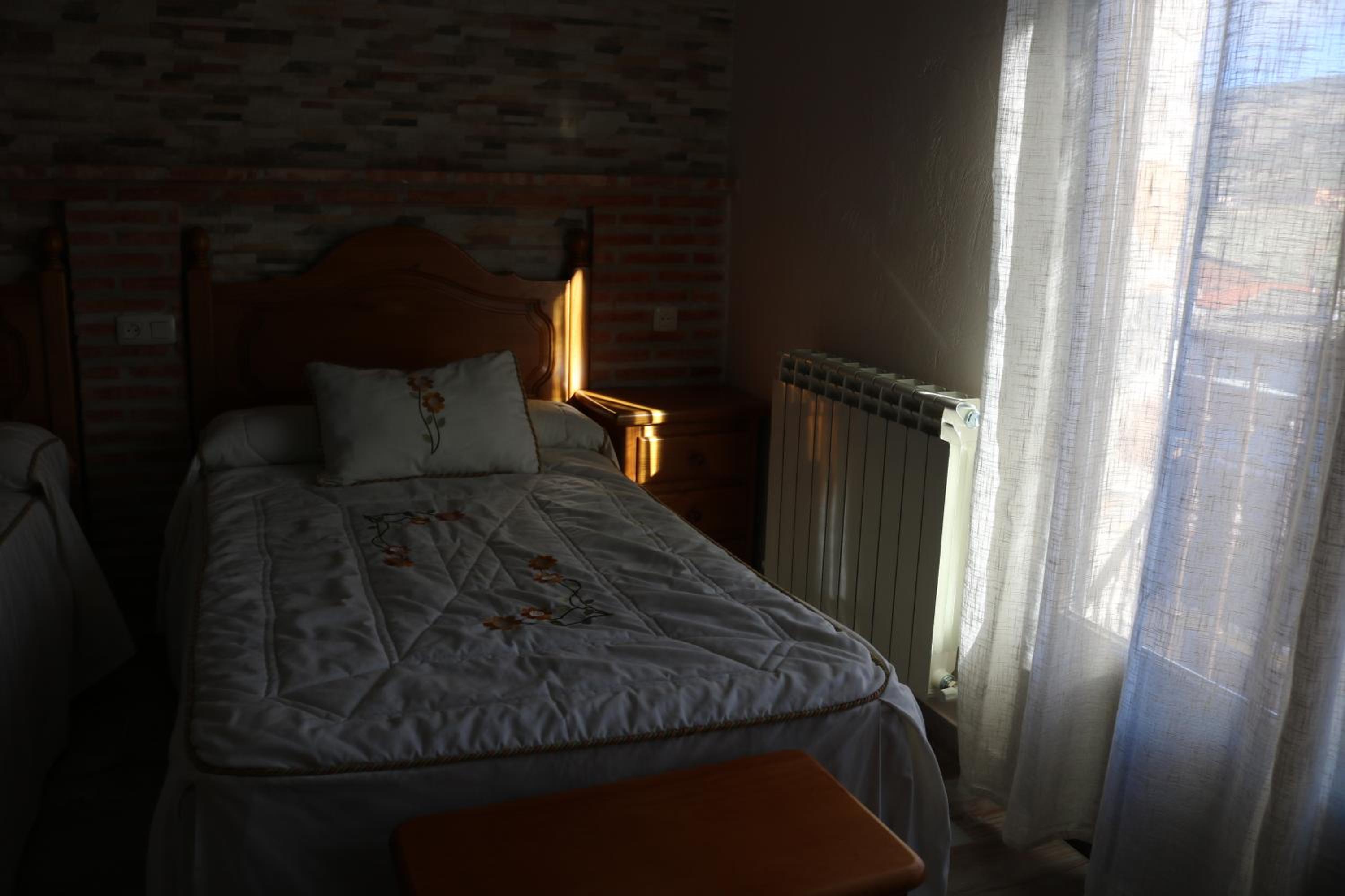 Twin Room with Balcony photo 2