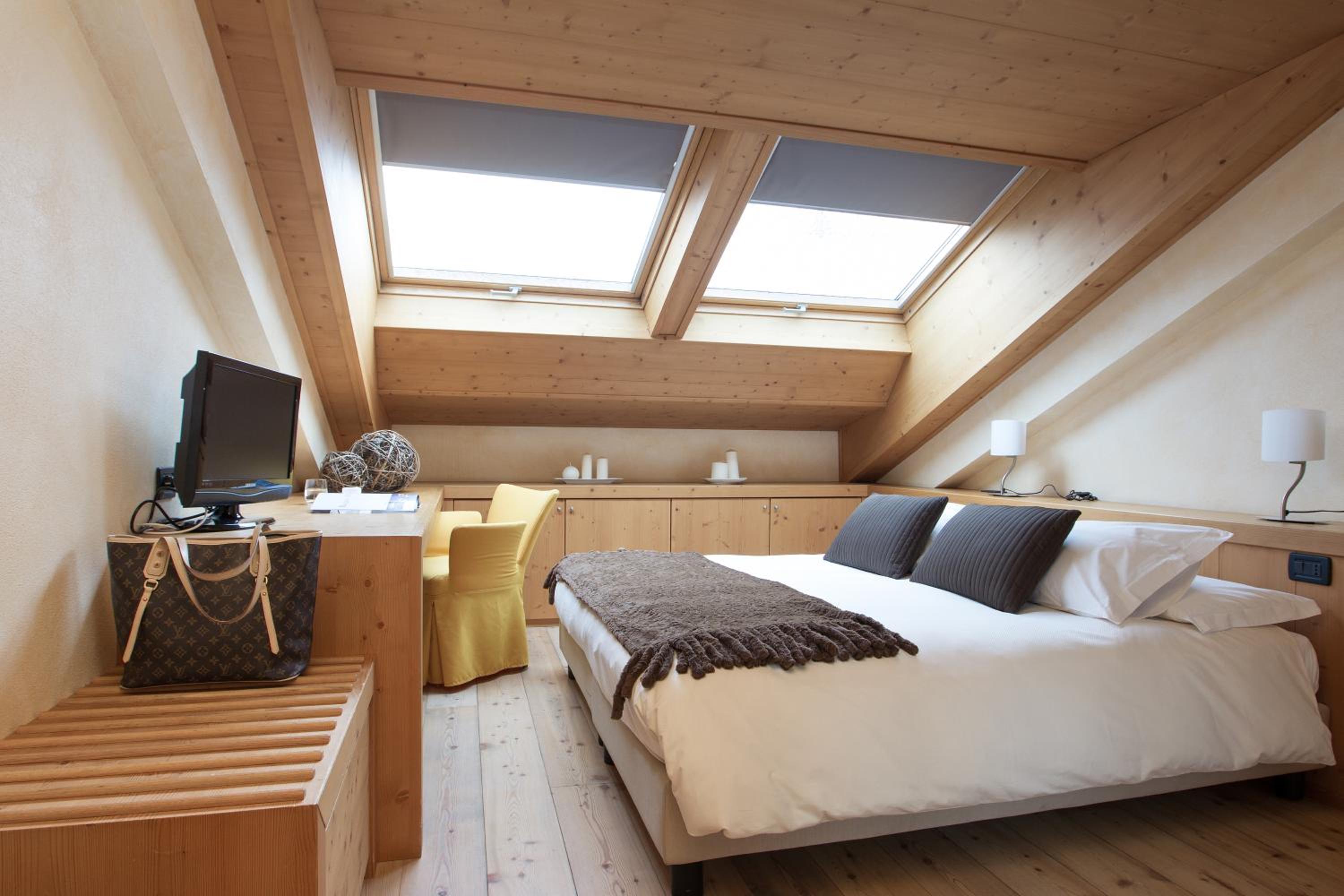 Suite - Photo 6
