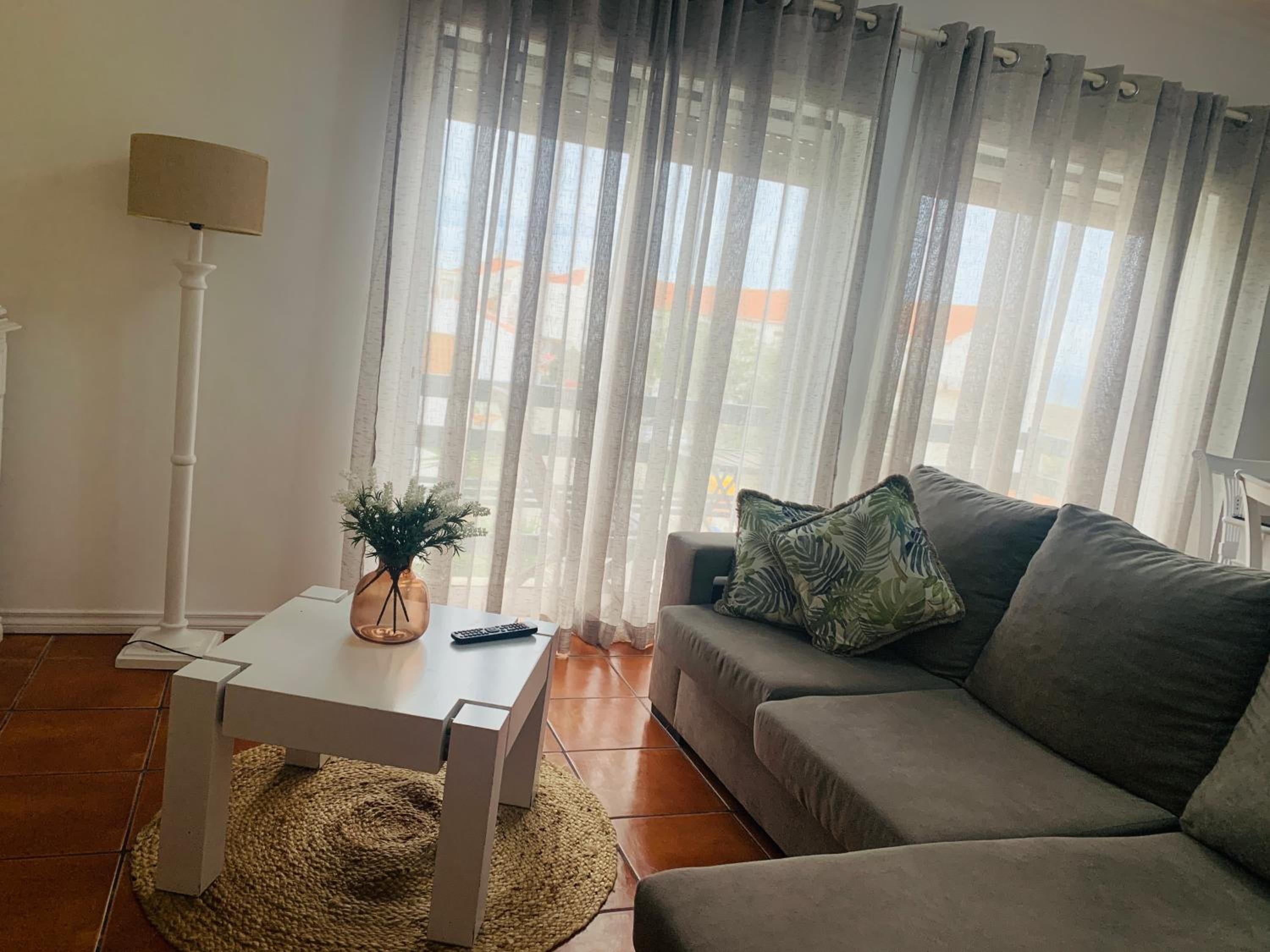 Three-Bedroom Apartment - Photo 2