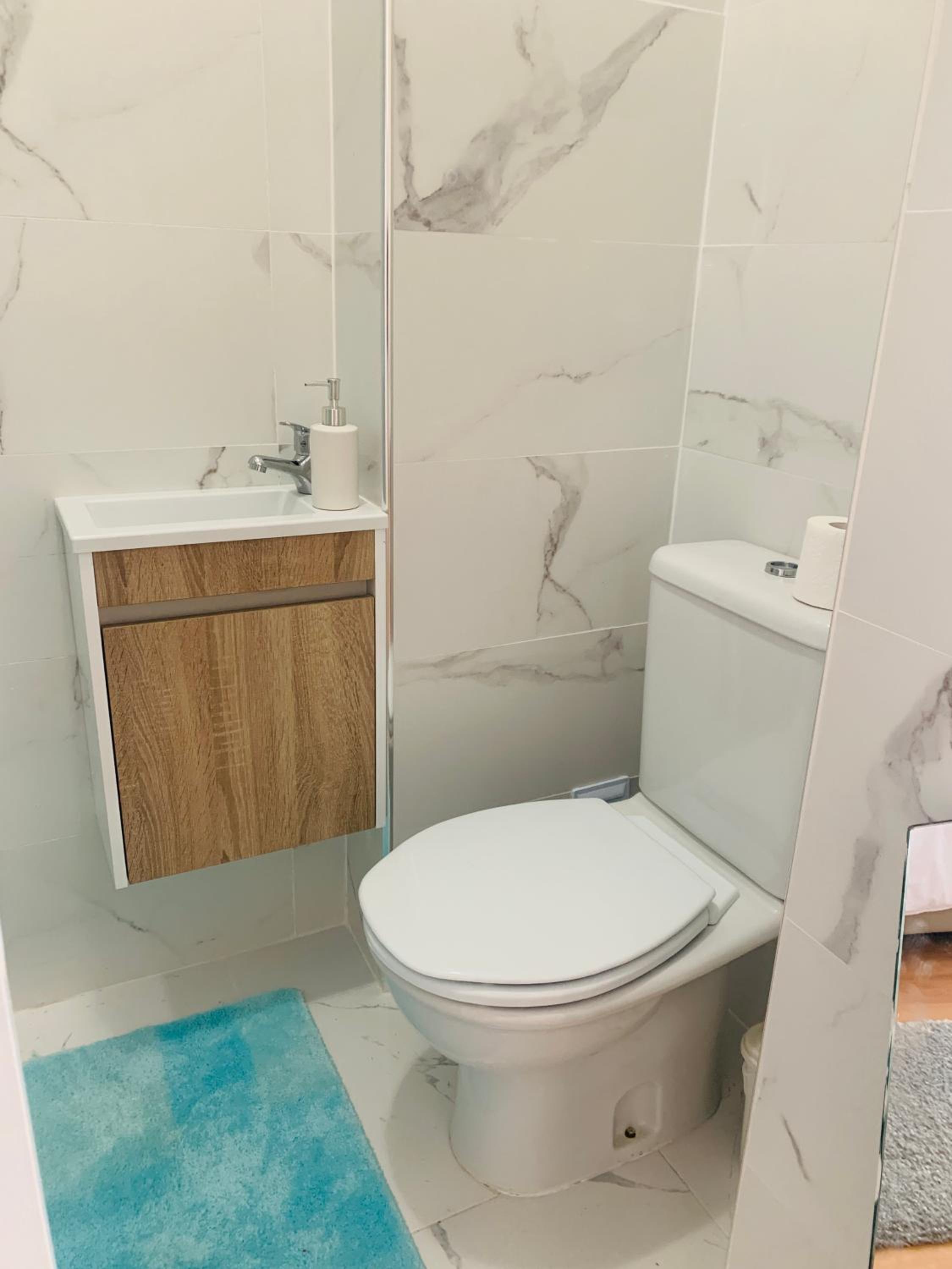 Three-Bedroom Apartment - Photo 14