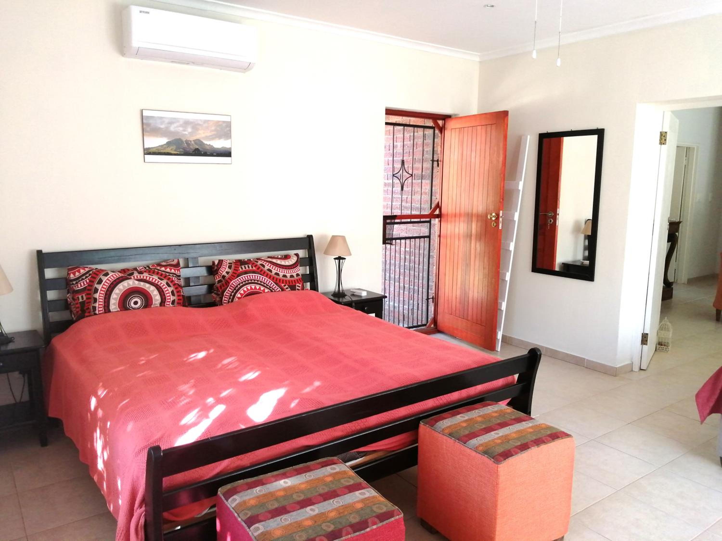 Triple Room with Terrace photo 2