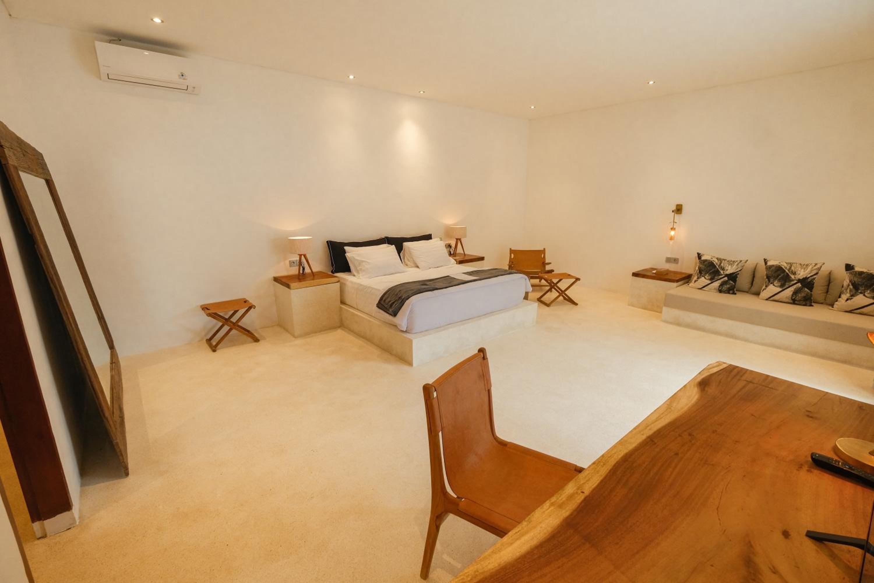 Two-Bedroom Villa - Photo 43