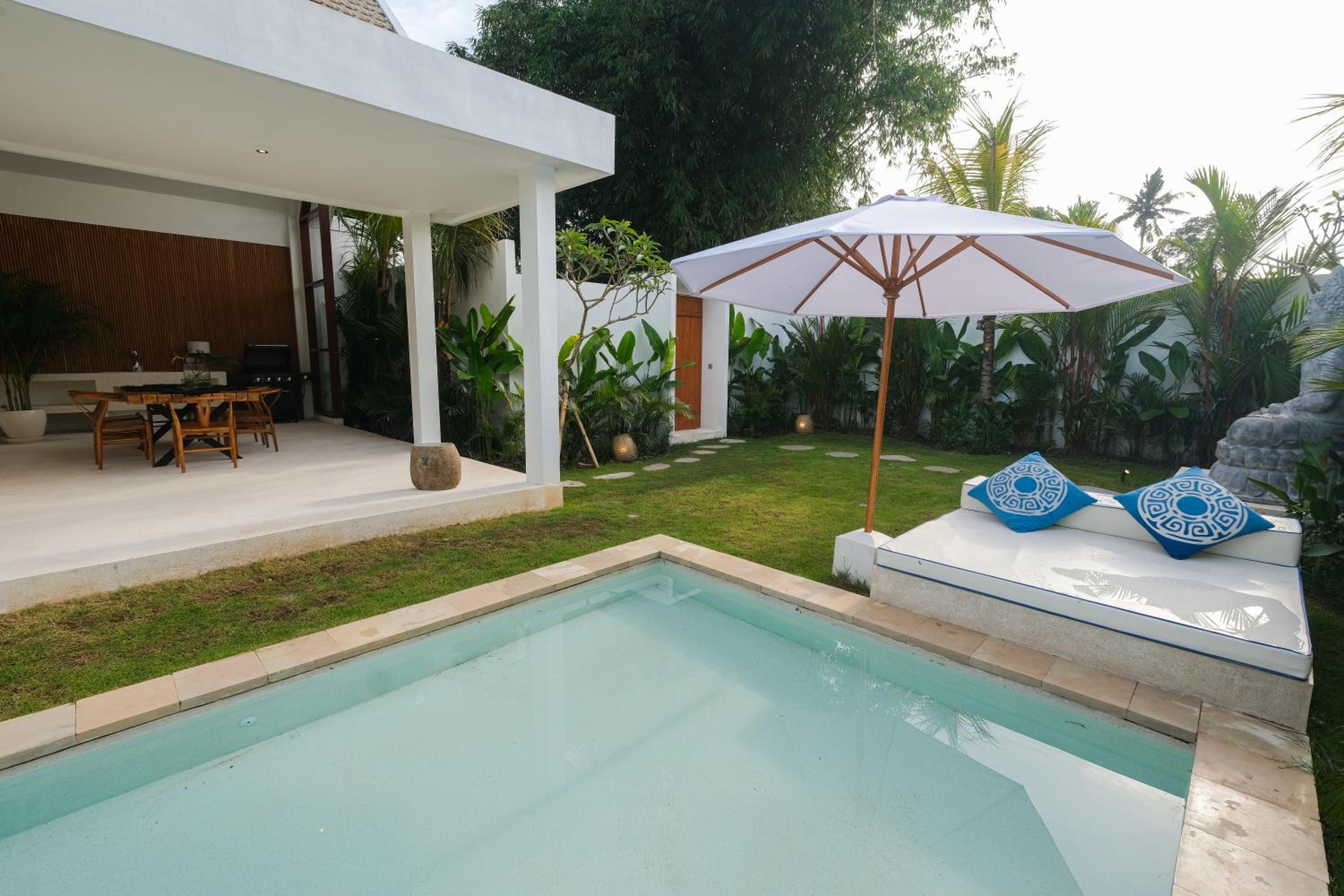 Two-Bedroom Villa - Photo 38