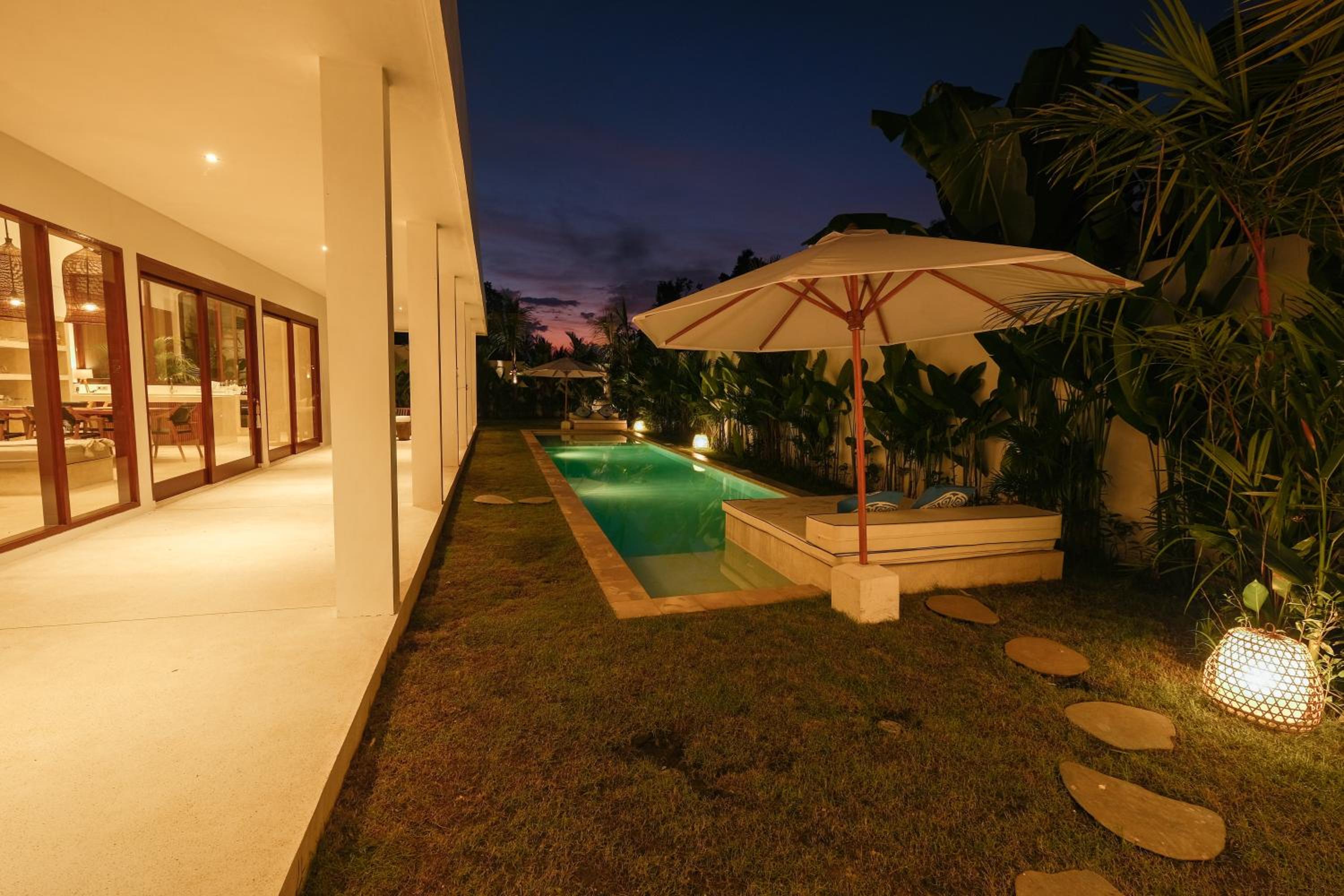 Two-Bedroom Villa - Photo 30