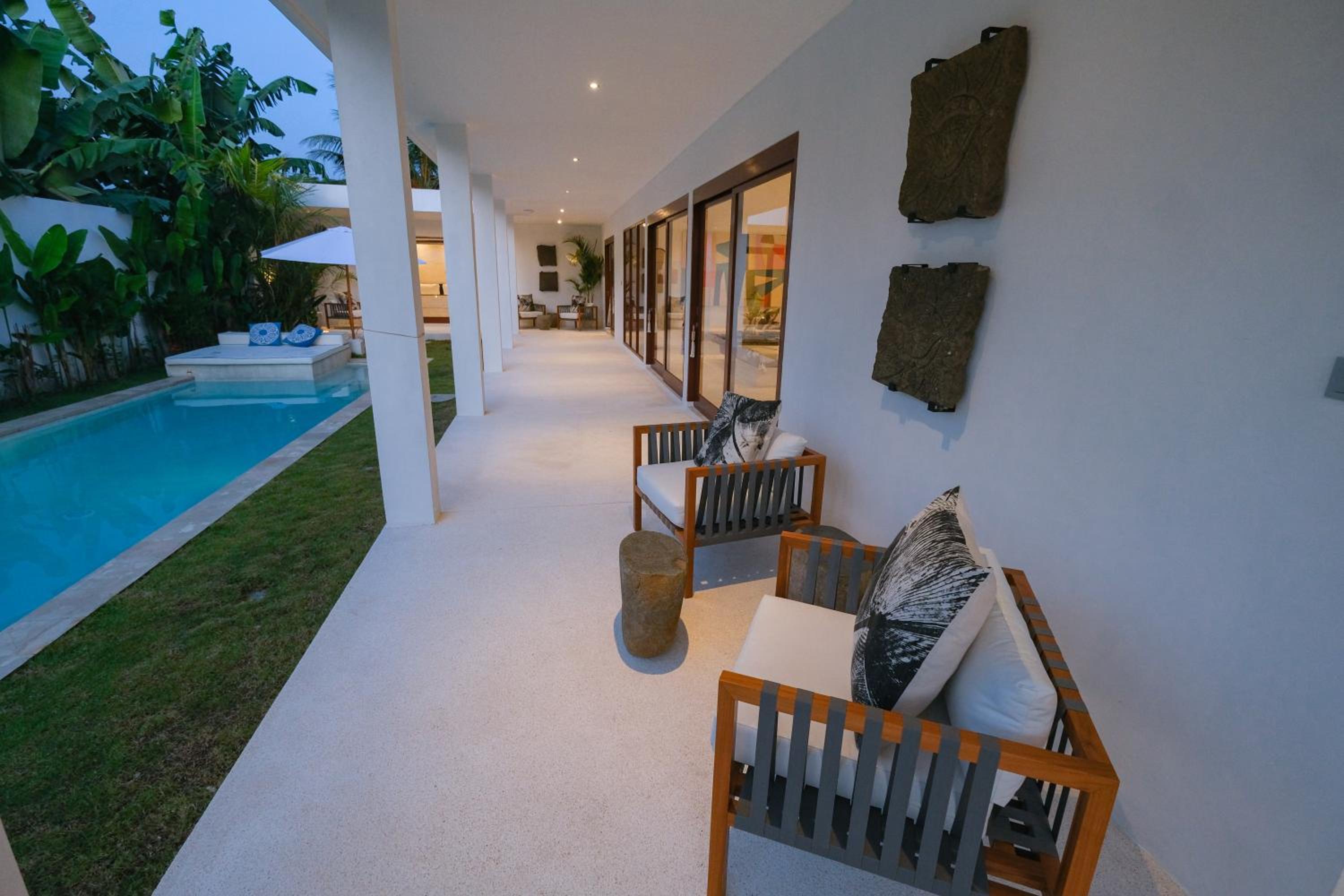 Two-Bedroom Villa - Photo 23