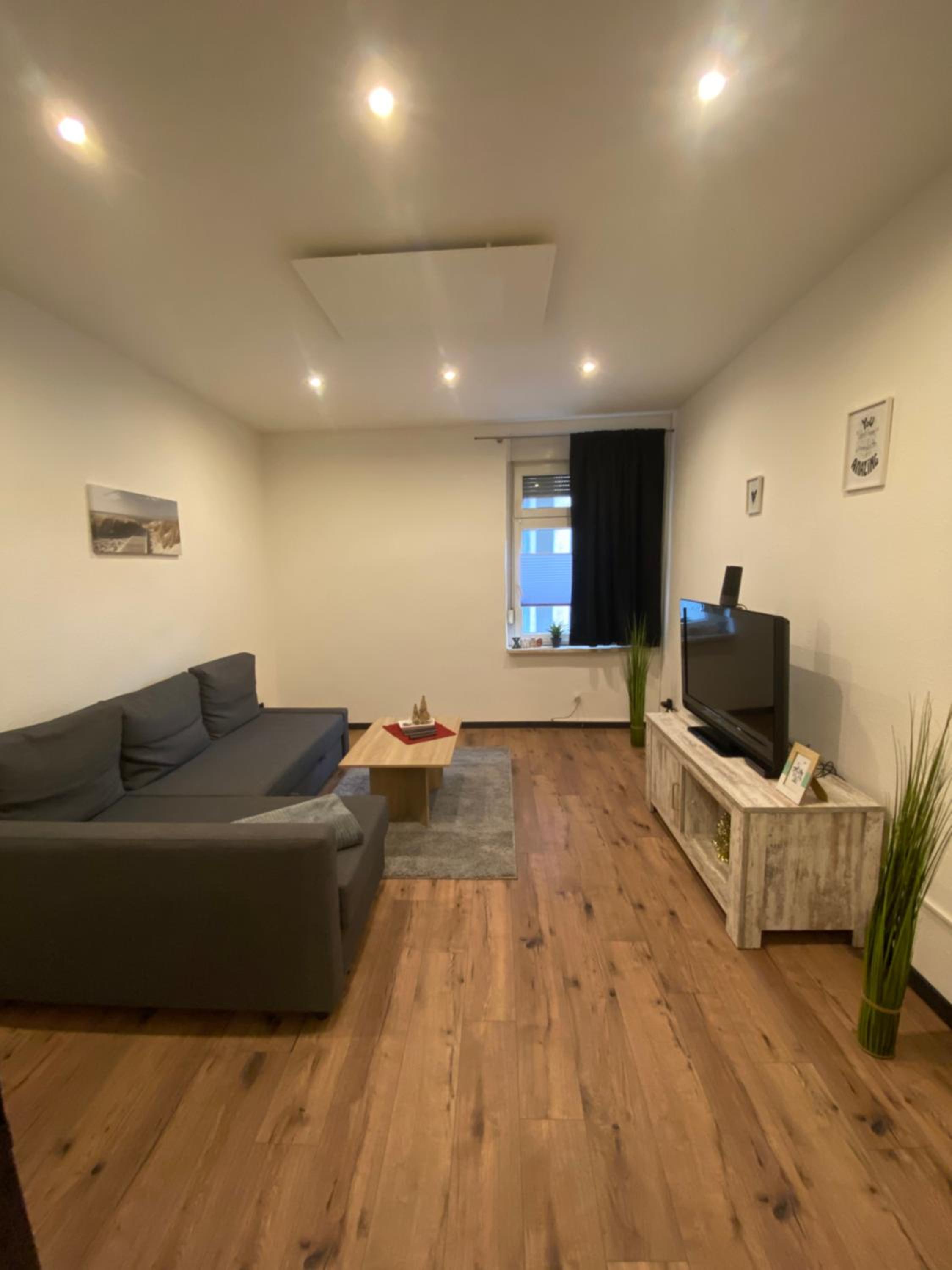 Apartment photo 2