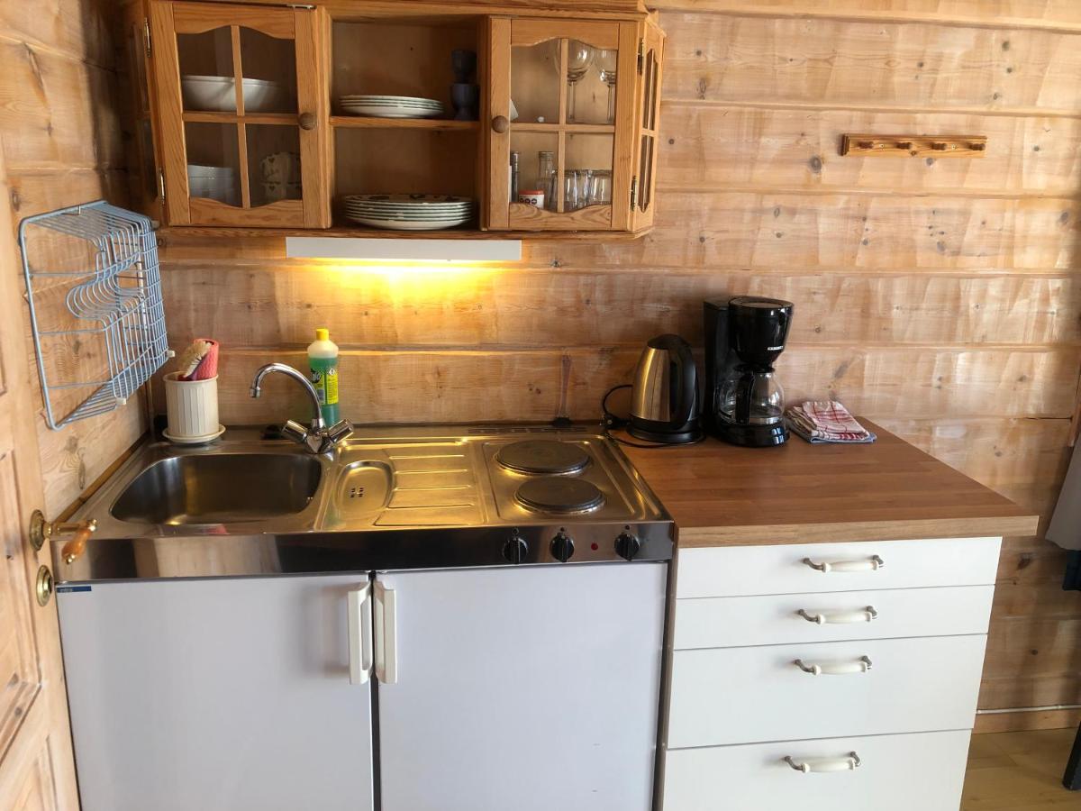 One-Bedroom Cottage - Photo 4