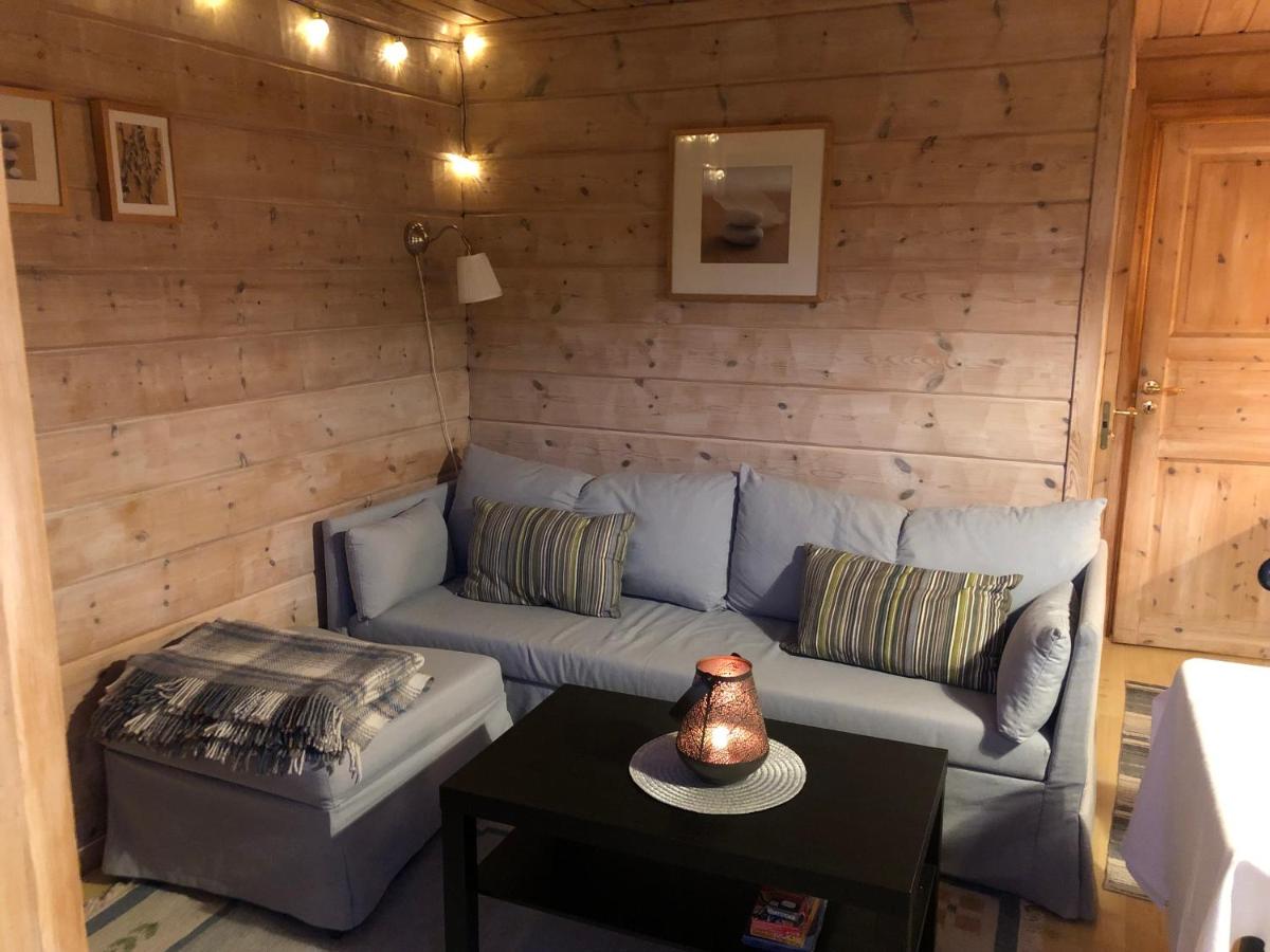 One-Bedroom Cottage - Photo 6