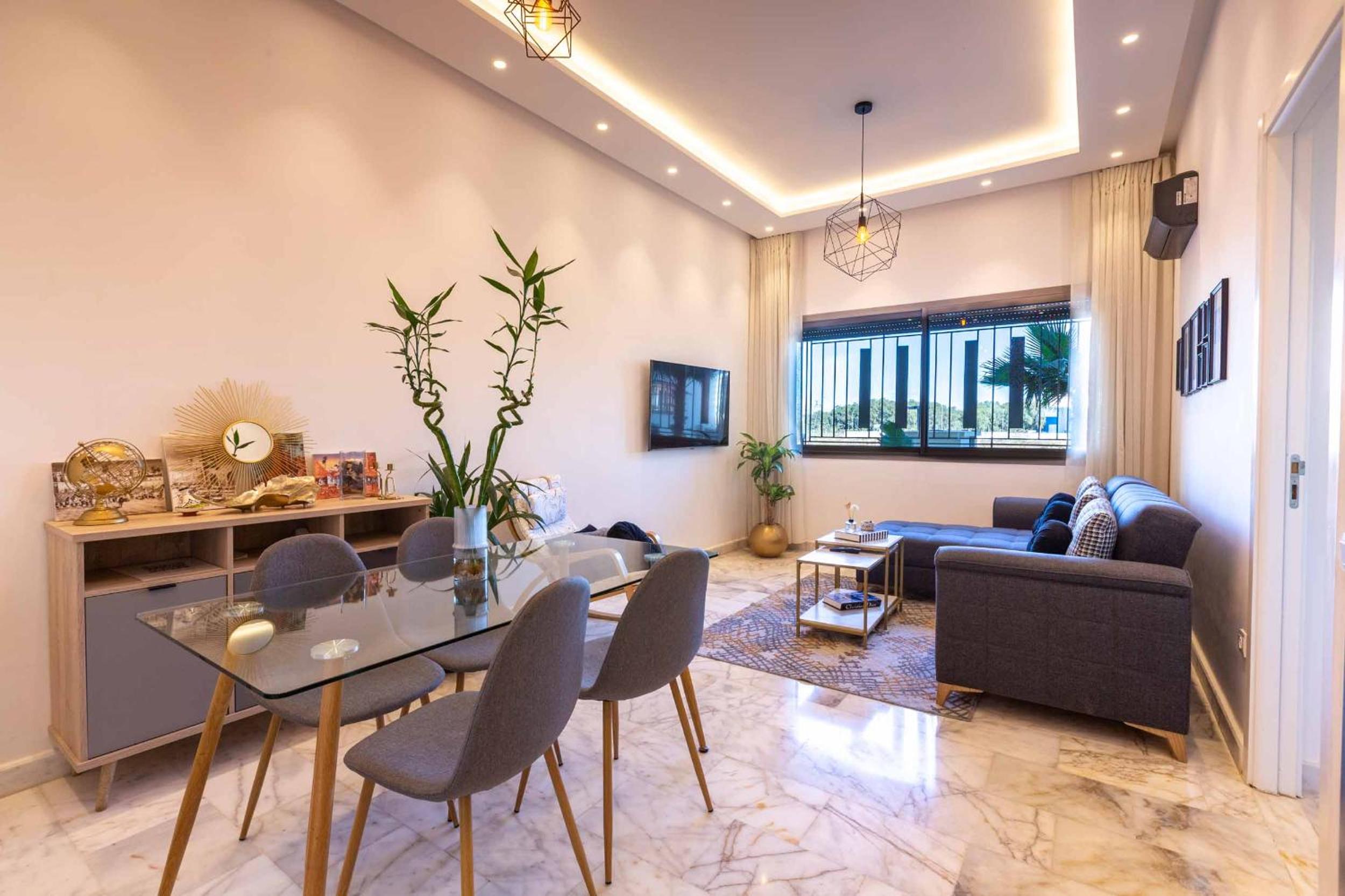 One-Bedroom Apartment - Photo 1