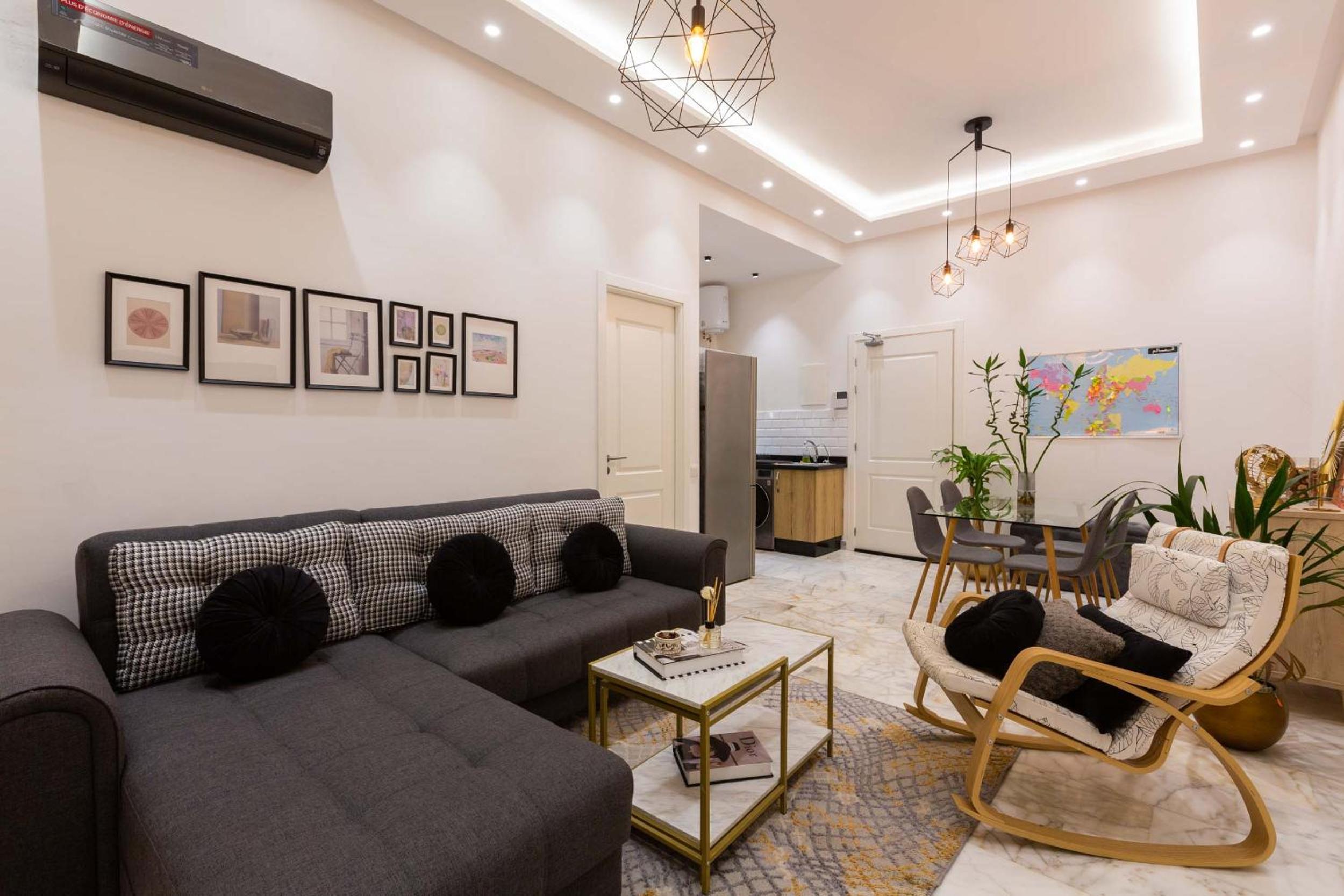 One-Bedroom Apartment - Photo 40