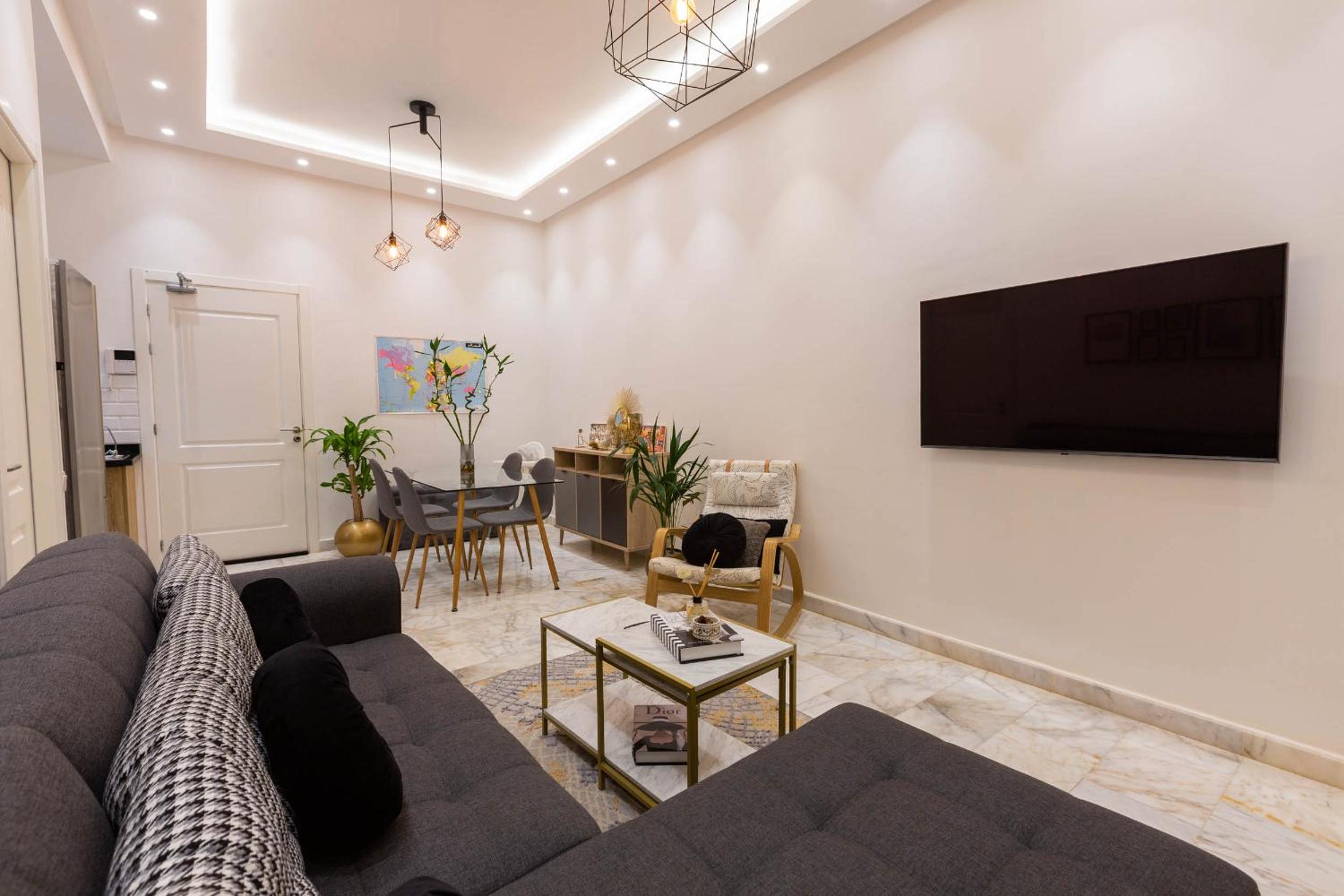 One-Bedroom Apartment - Photo 30