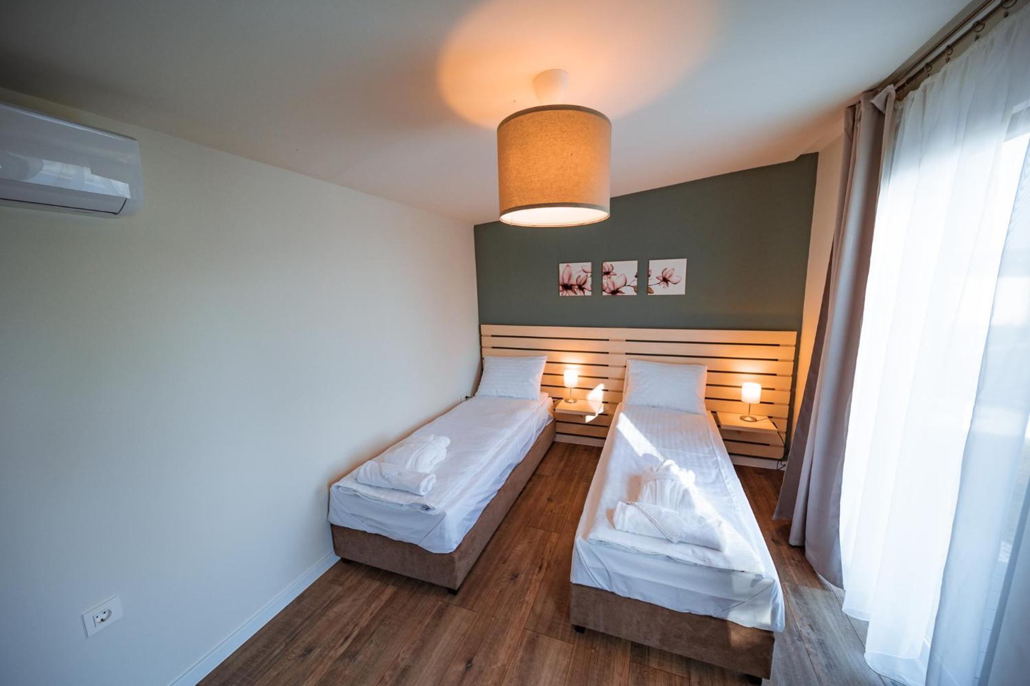Twin Room with Terrace photo 3