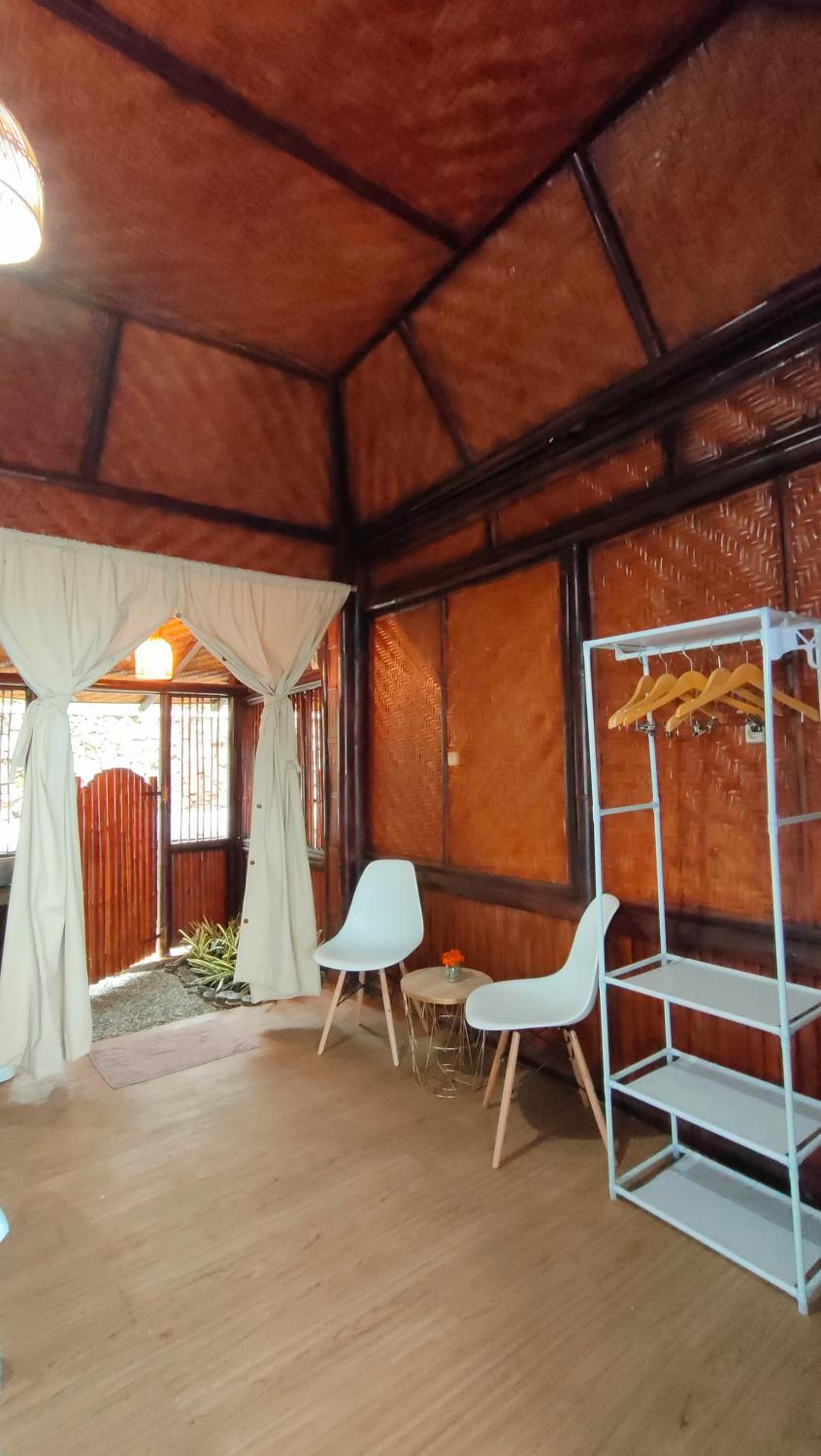 Standard Twin Room - Photo 3